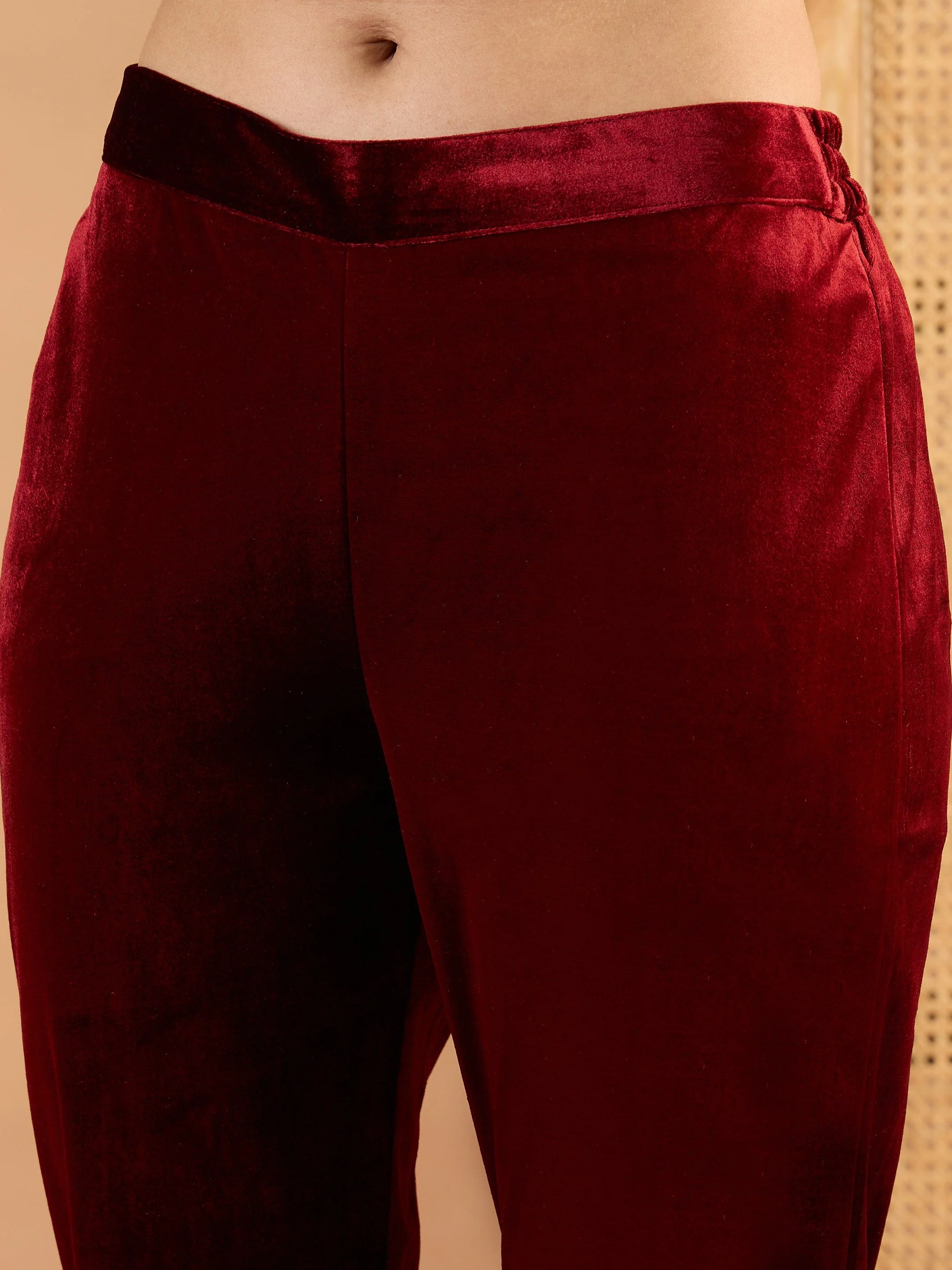 Women Maroon Velvet Embroidered Round Neck Kurta With Pencil Pants - Image 3