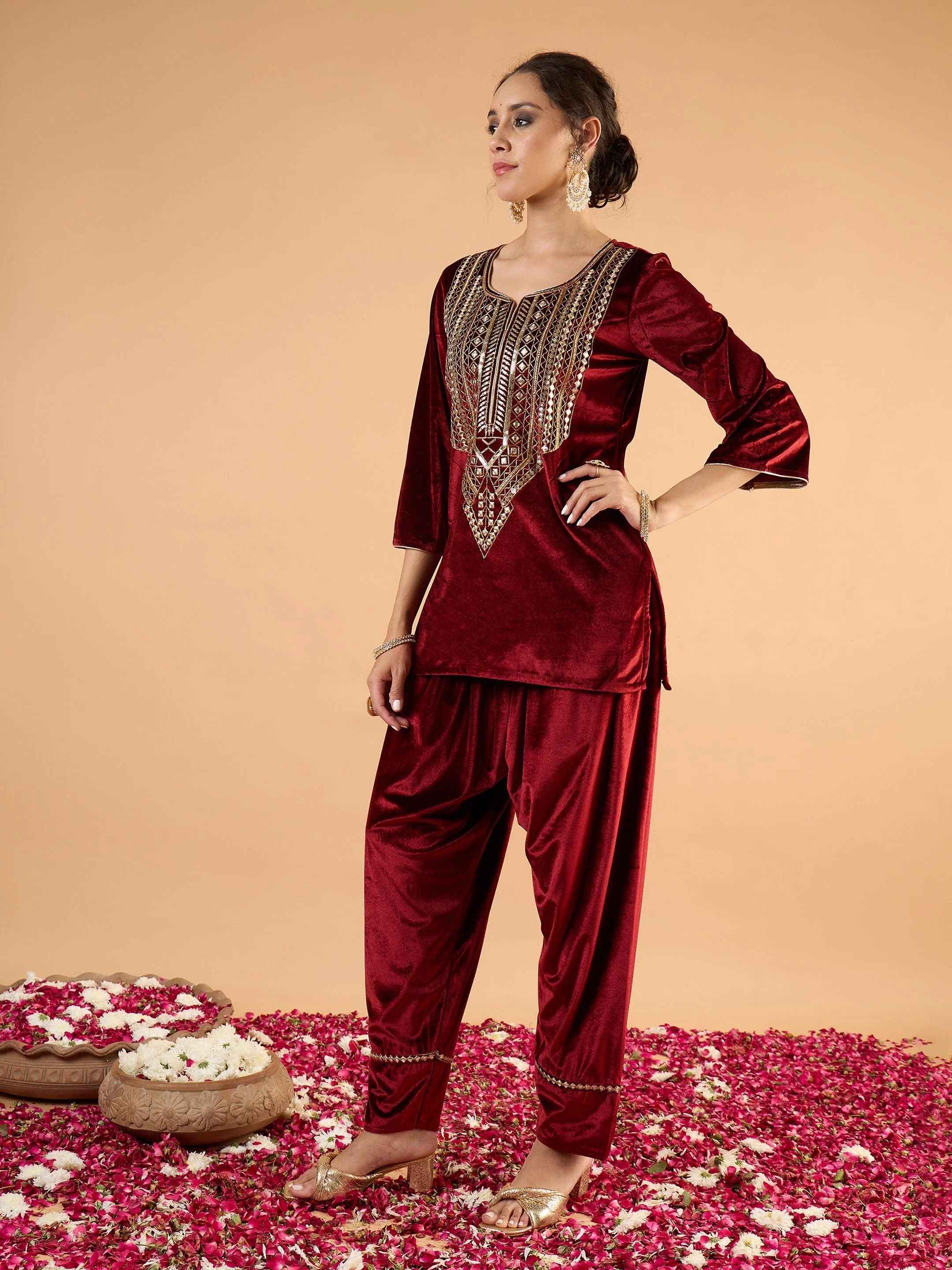 Women Maroon Velvet Embroidered Short Kurta With Farshi Salwar - Image 5
