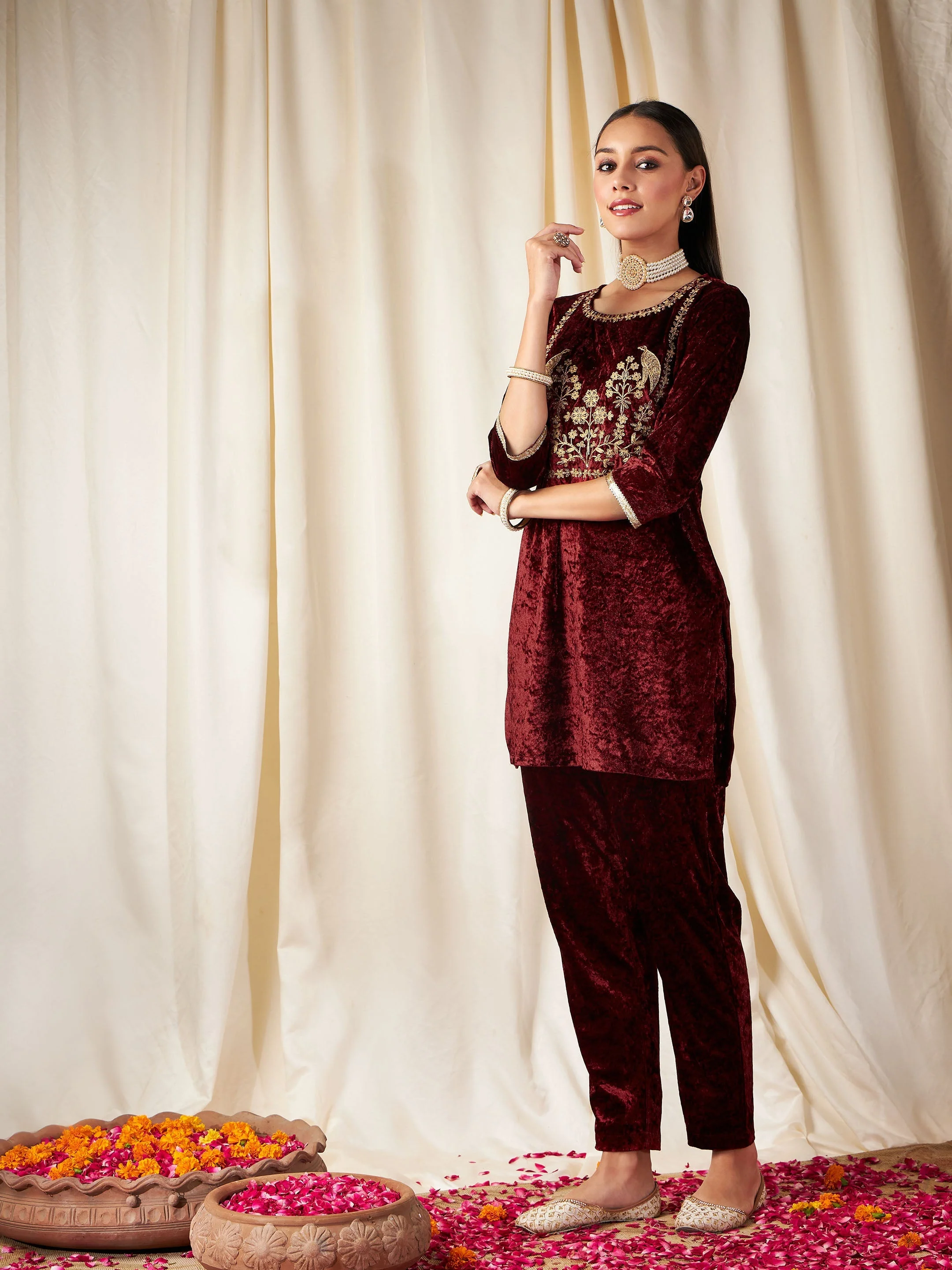 Women Maroon Velvet Embroidered Yoke Short Kurta With Pants - Image 3