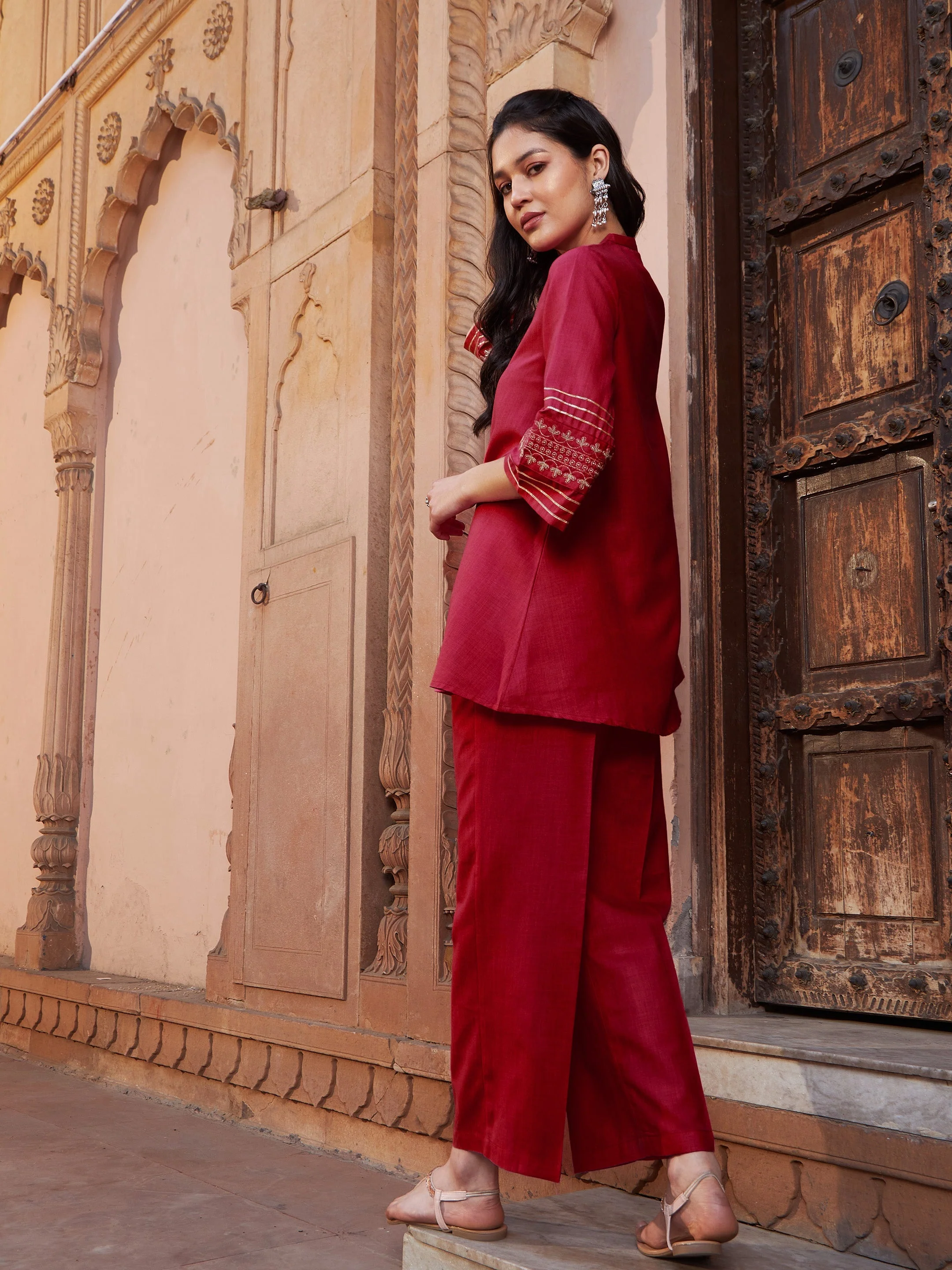 Women Maroon Zari Embroidered Sleeve Top With Palazzos - Image 5
