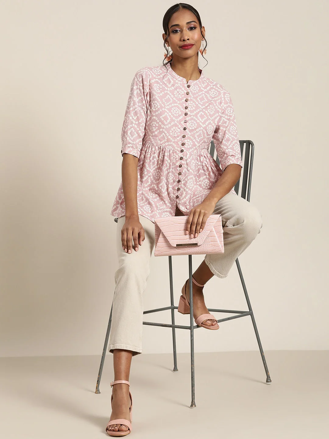 Women Mauve Bandhej Front Button Gathered Top - Image 4