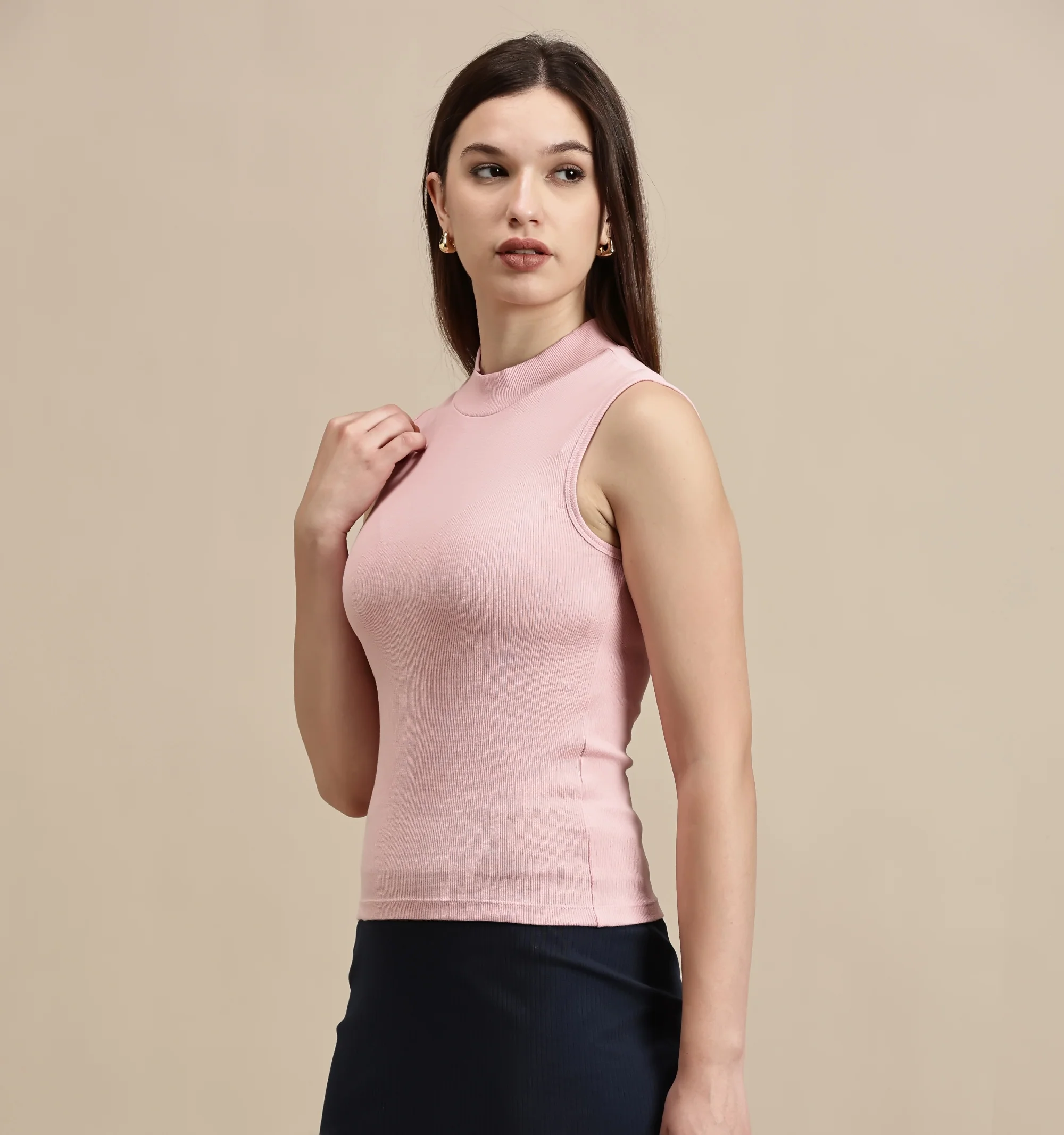 Women Mauve Sleeveless Top - Image 4