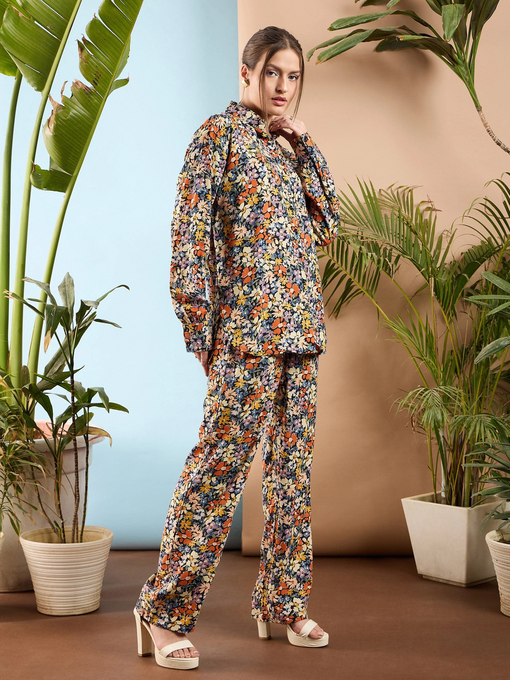 Women Multi Floral Oversize Shirt With Straight Pants - Image 3