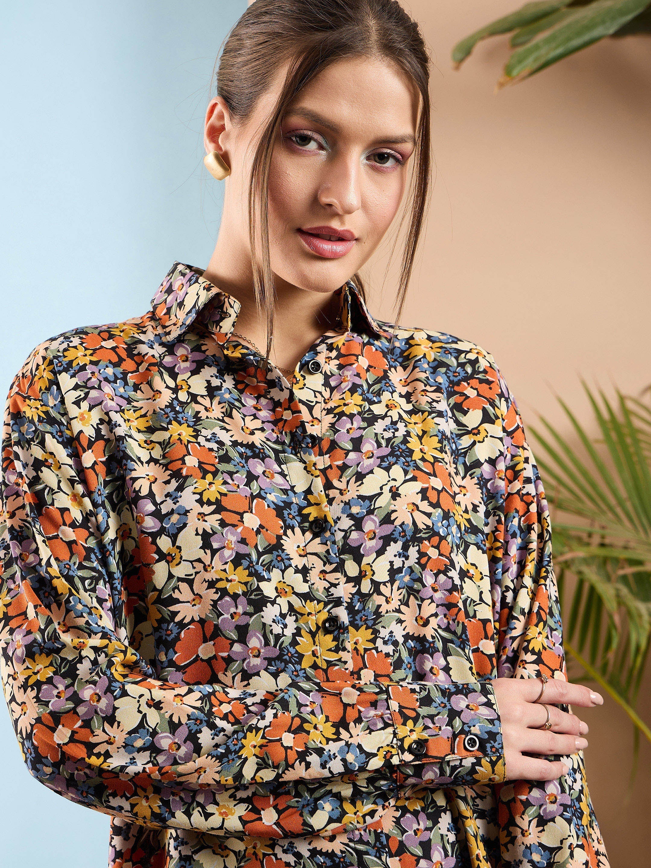 Women Multi Floral Oversize Shirt With Straight Pants - Image 4
