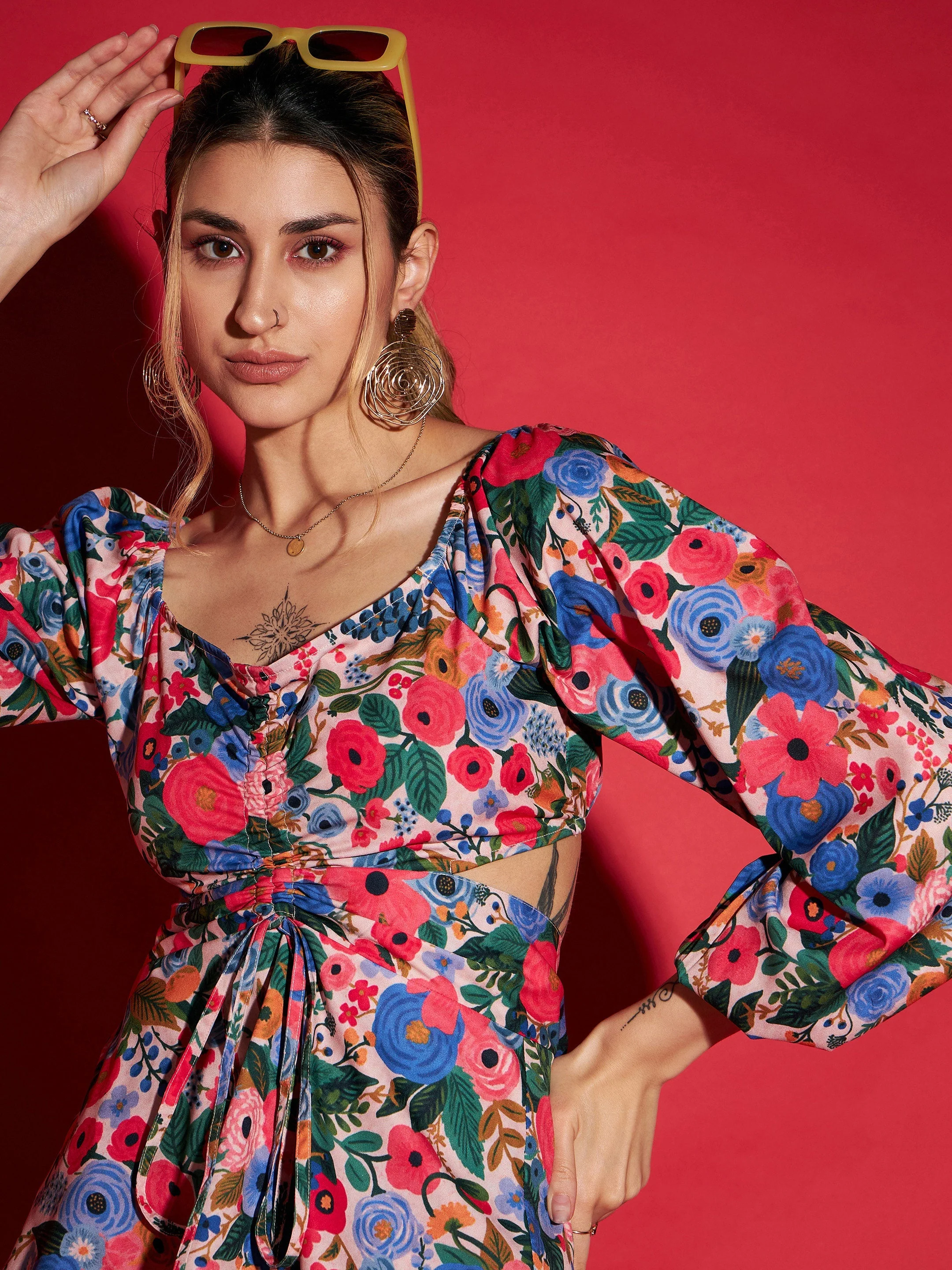 Women Multi Floral Peplum Top With Straight Pants - Image 4
