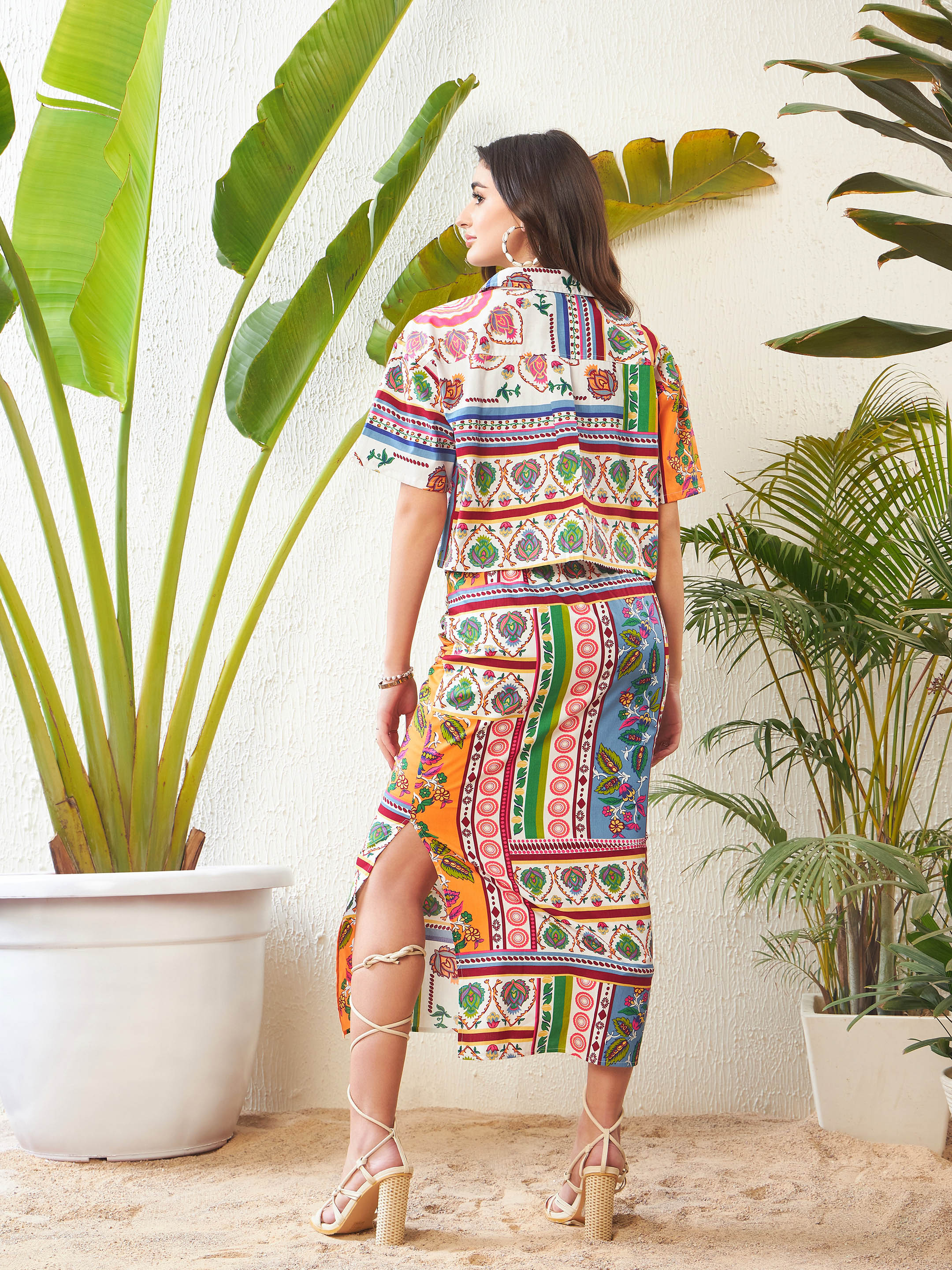 Women Multi Patch Crop Shirt With Side Ruched Maxi Skirt - Image 2