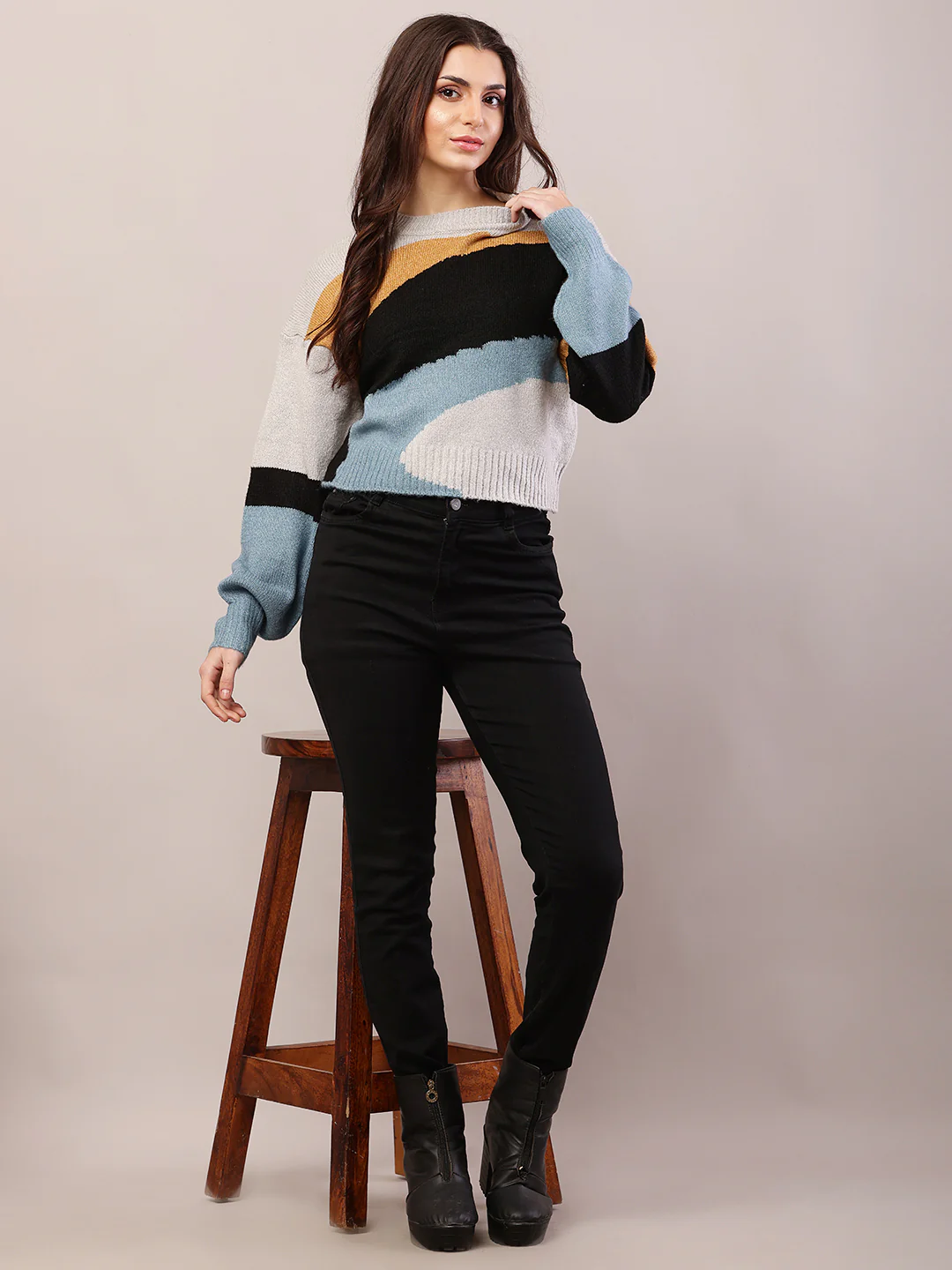 Women multicolor acrylic round neck sweater. - Image 3