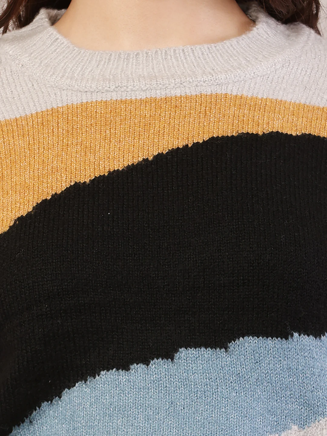 Women multicolor acrylic round neck sweater. - Image 5