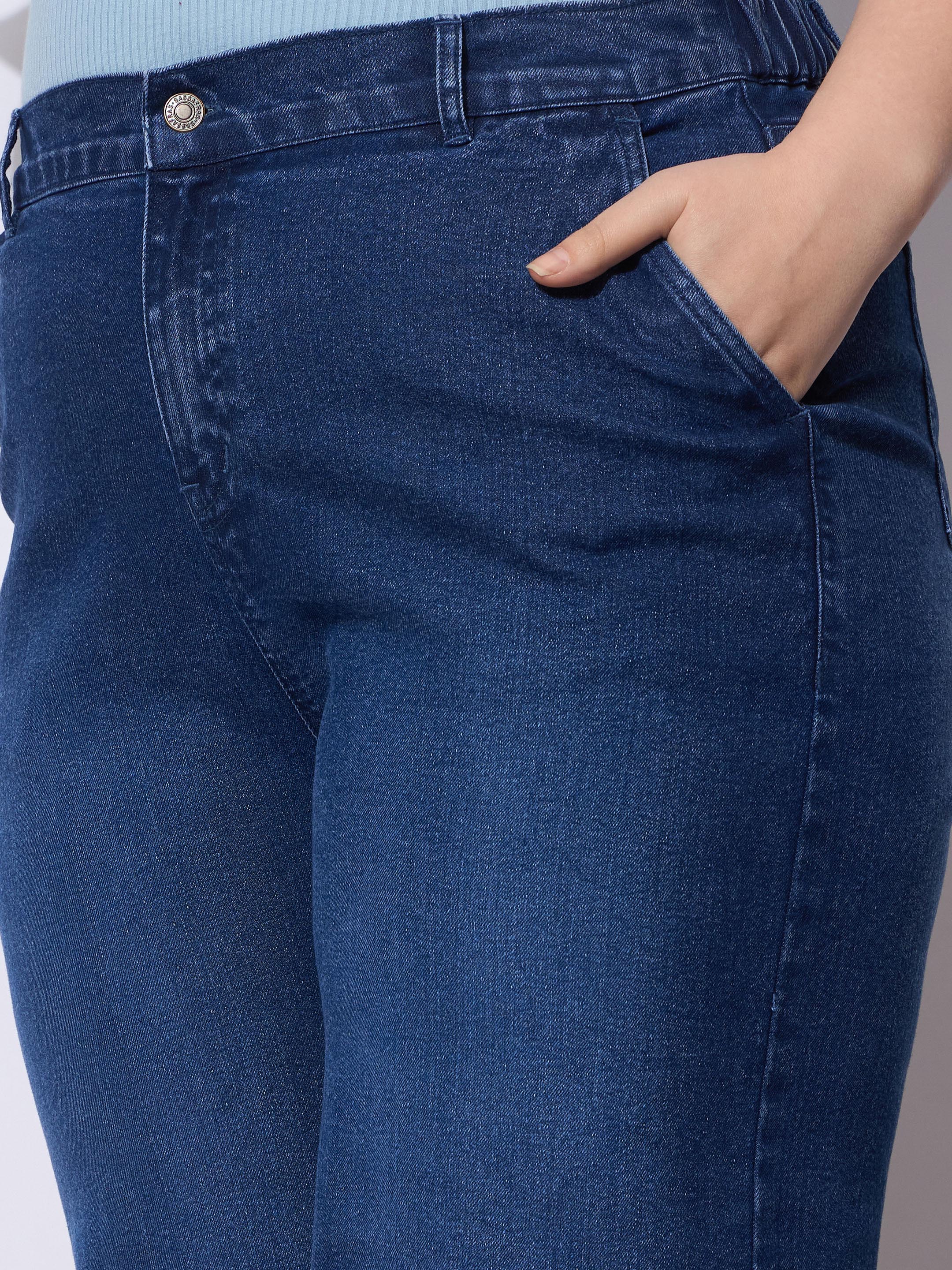 Women Navy Acid Wash Straight Fit Jeans - Image 4