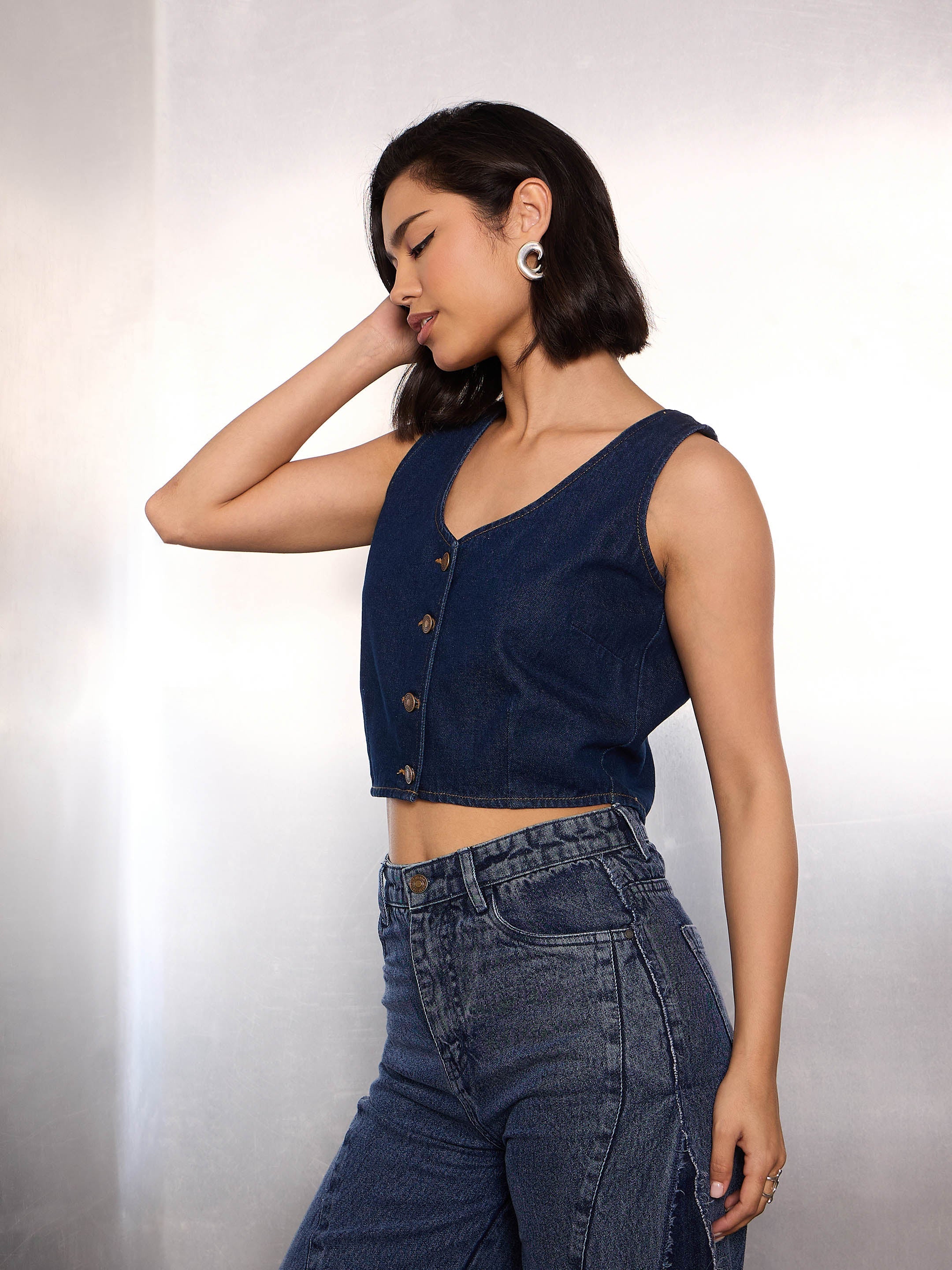 Women Navy Blue Denim Sleeveless Crop Top - Image 3