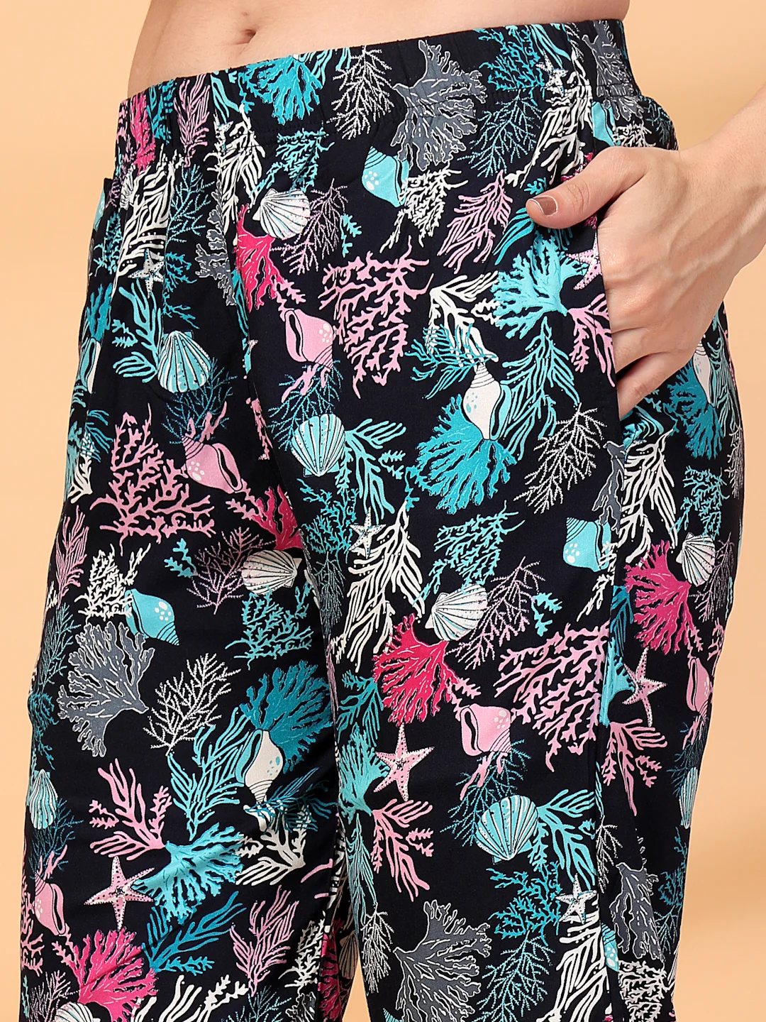 Women Navy Blue Floral Print Co-ords - Image 5