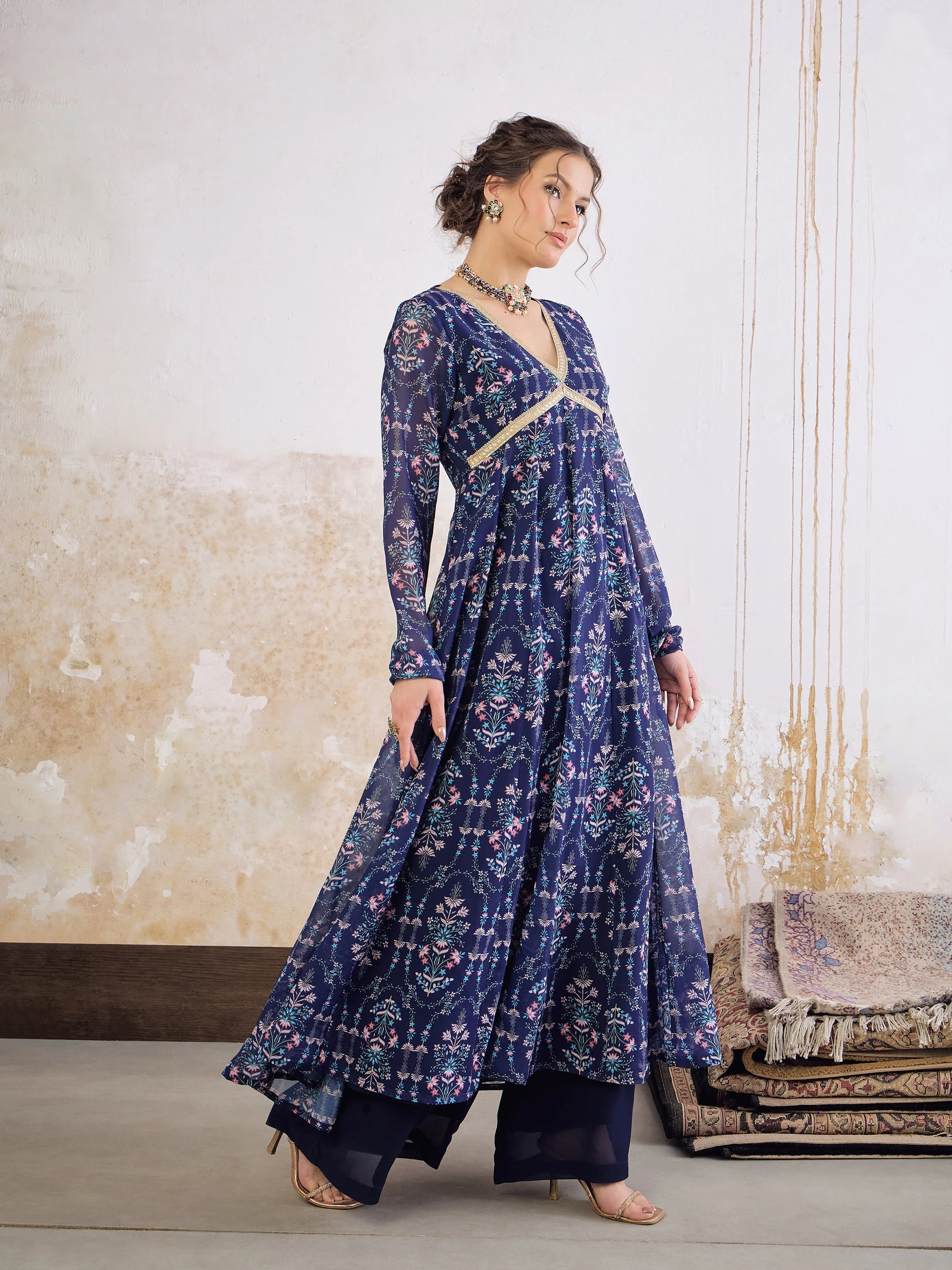 Women Navy Blue Floral V Neck Anarkali Kurta - Image 3