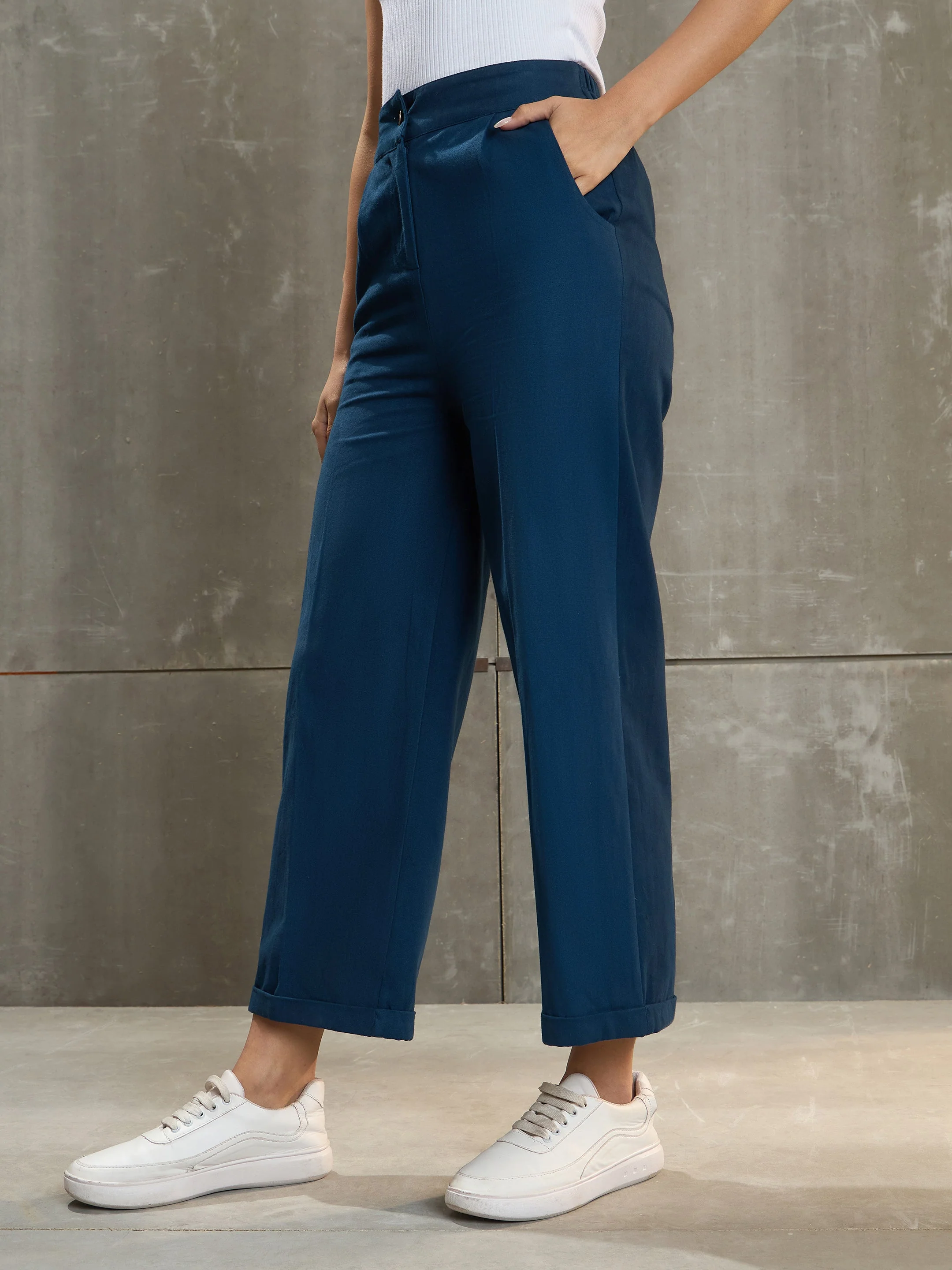 Women Navy Blue Twill Wide Leg Pants - Image 3
