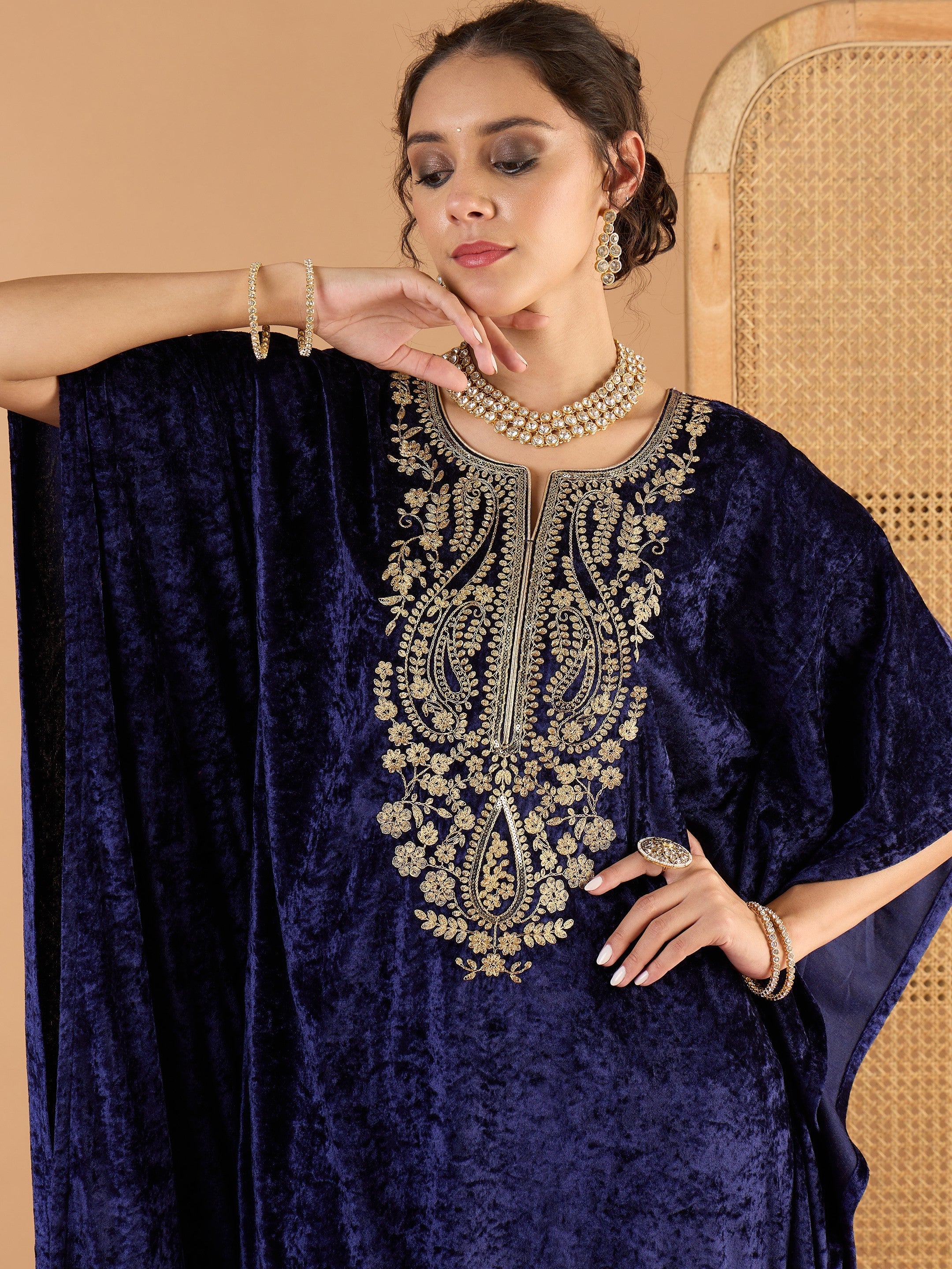 Women Navy Blue Velvet Embroidered Kaftan Kurta - Image 2