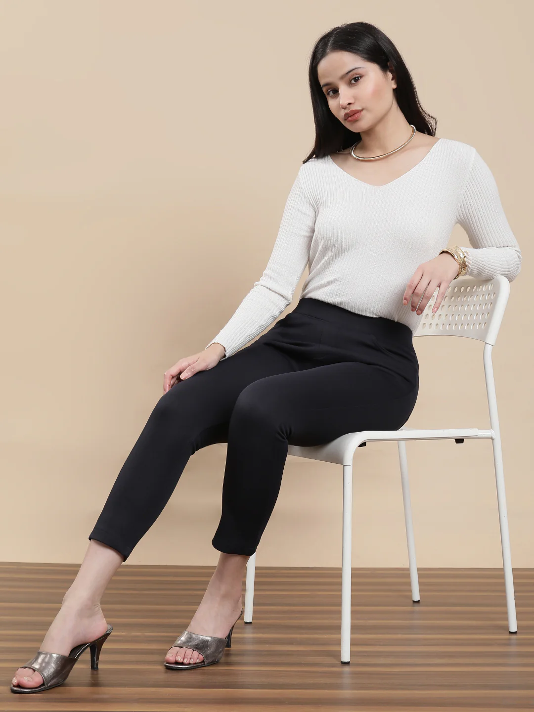Women Navy Casual Jegging - Image 3