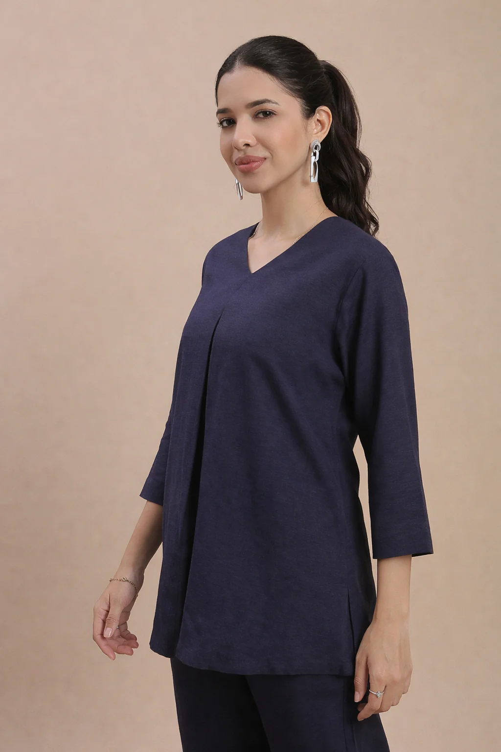 Women Navy  Casual Tunic Top - Image 3