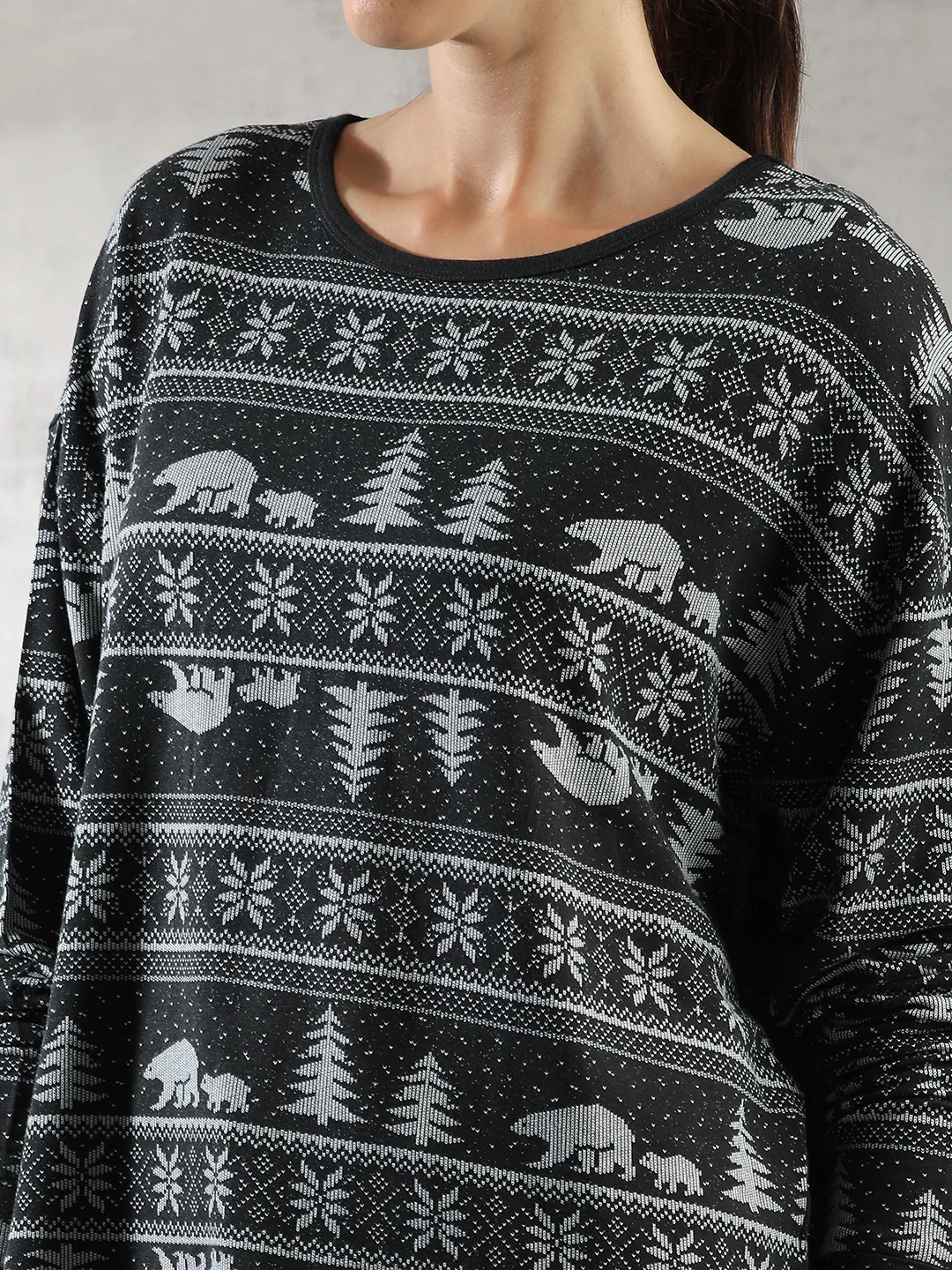 Women Christmas Theme Sweatshirt - Image 6