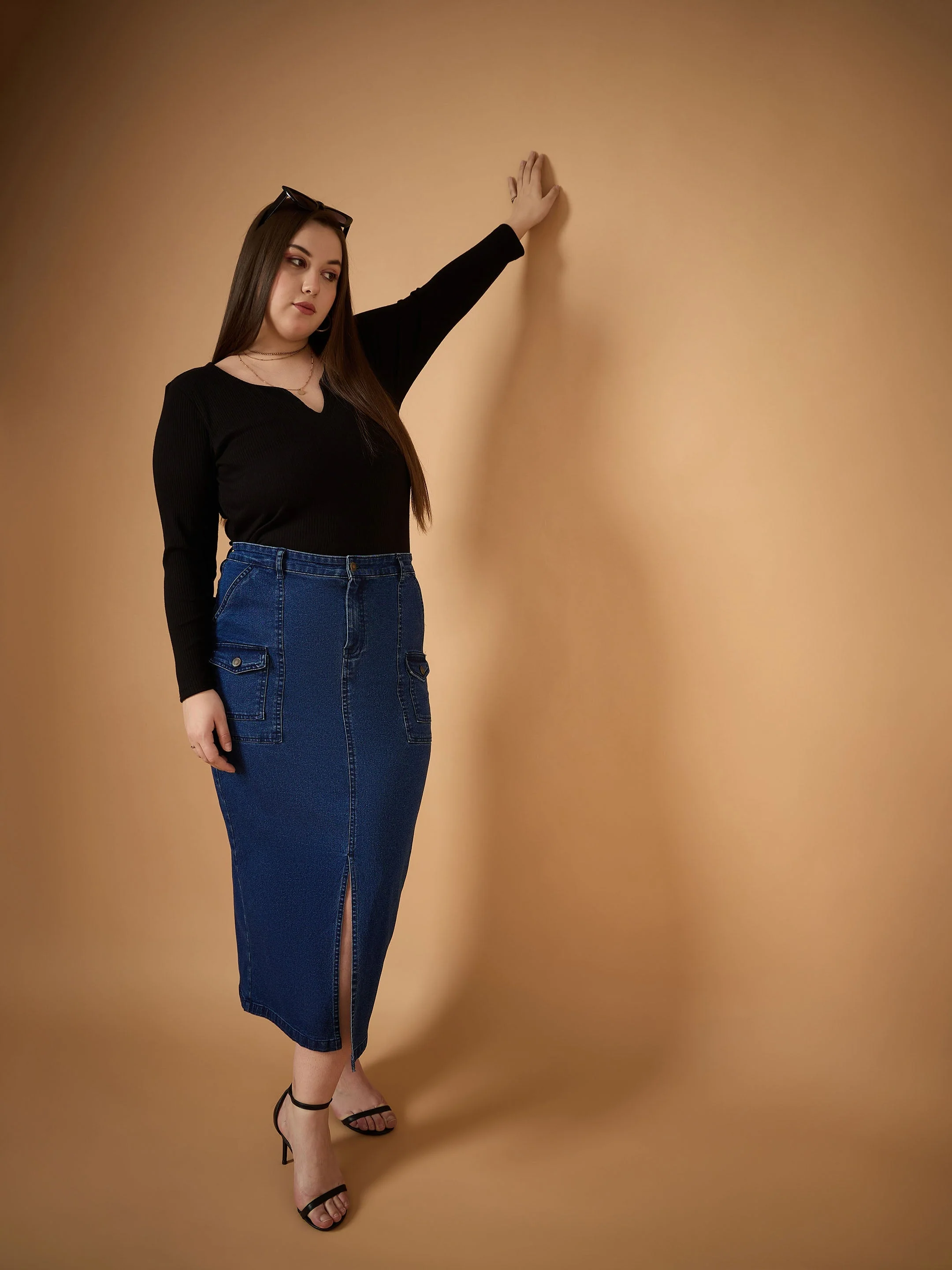Women Navy Denim Wash Front Slit Skirt - Image 2