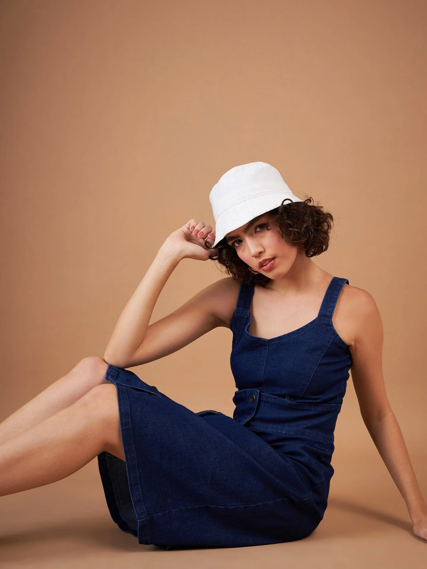 Women Navy Denim Wash Strappy Dress - Image 4