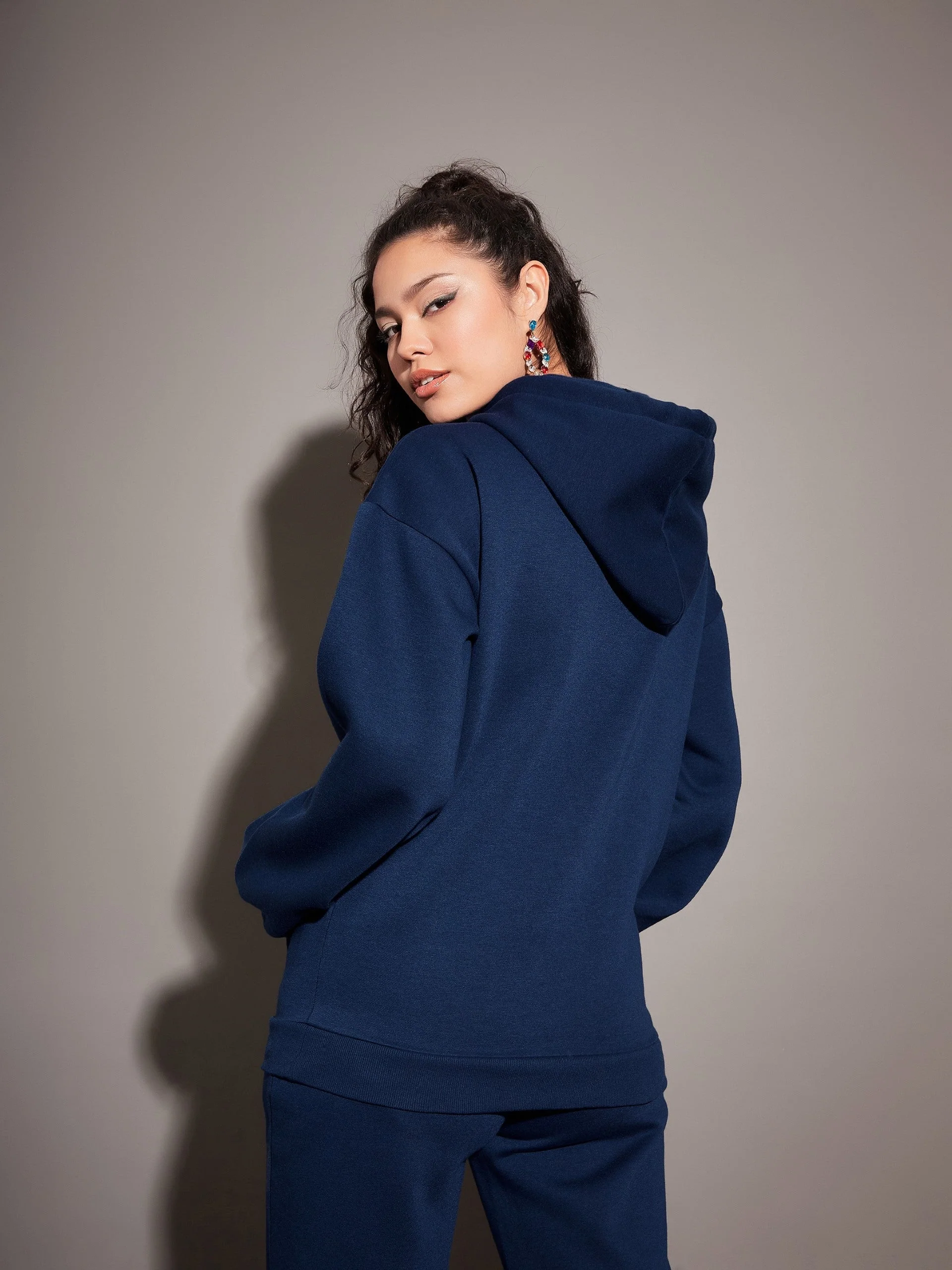 Women Navy Fleece Oversized Hoodie - Image 5