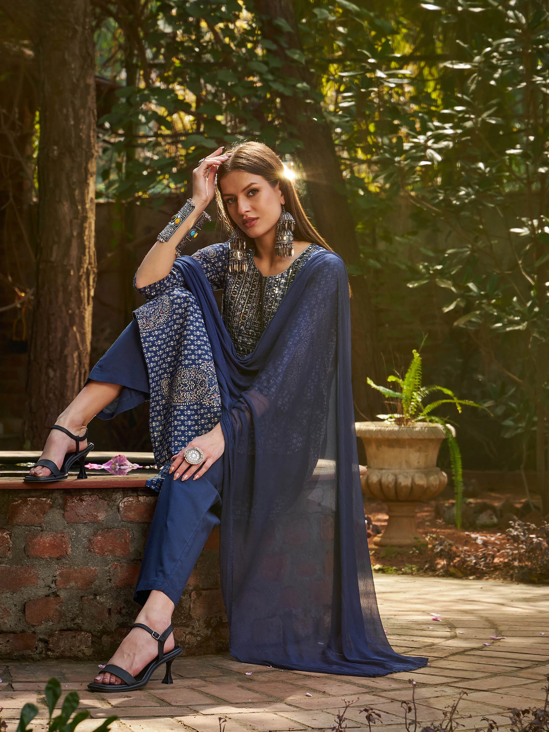 Women Navy Floral Front Yoke Kurta With Pencil Pants & Dupatta - Image 4