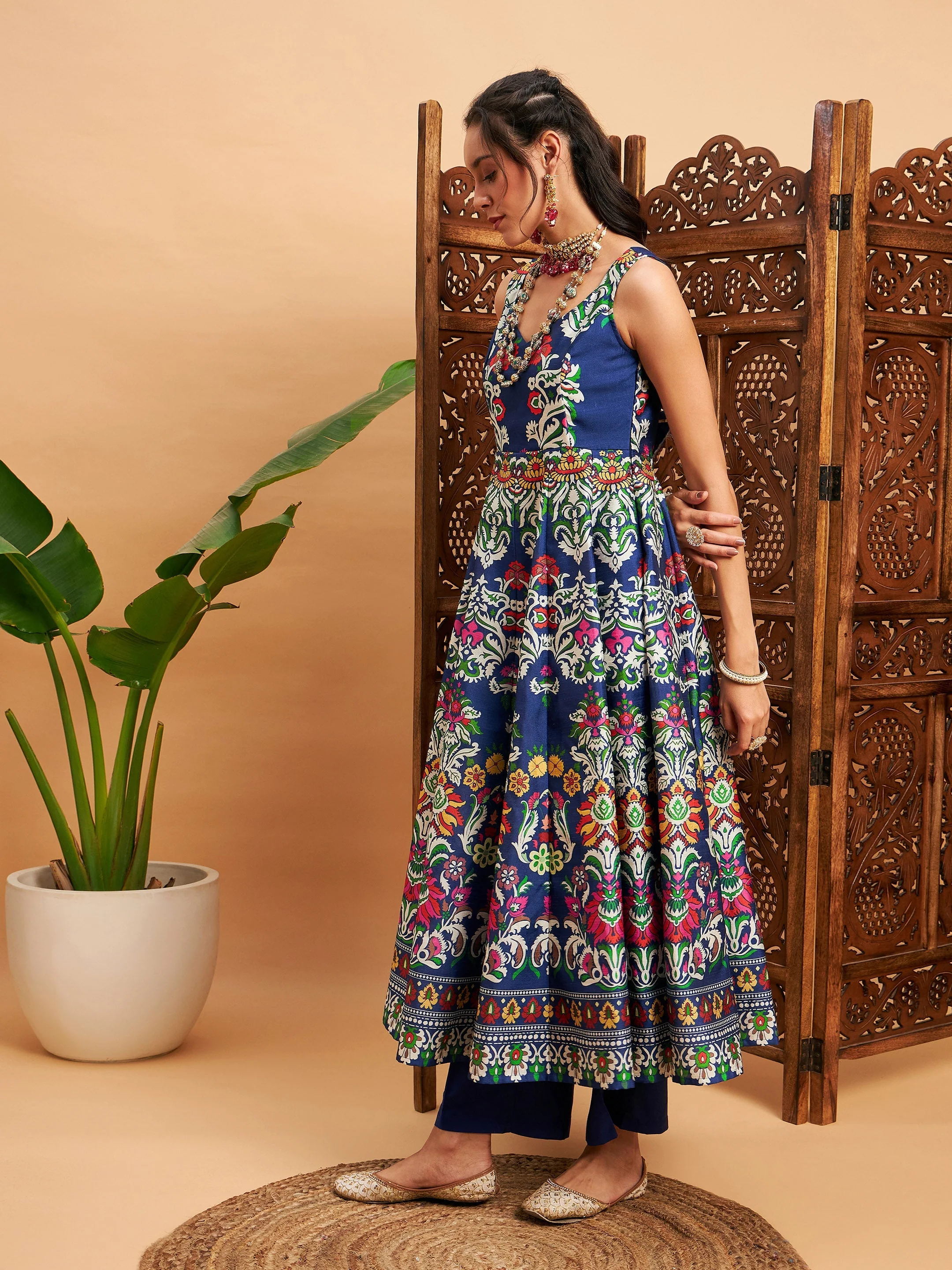 Women Navy Floral Sleeveless Anarkali Maxi Kurta - Image 3