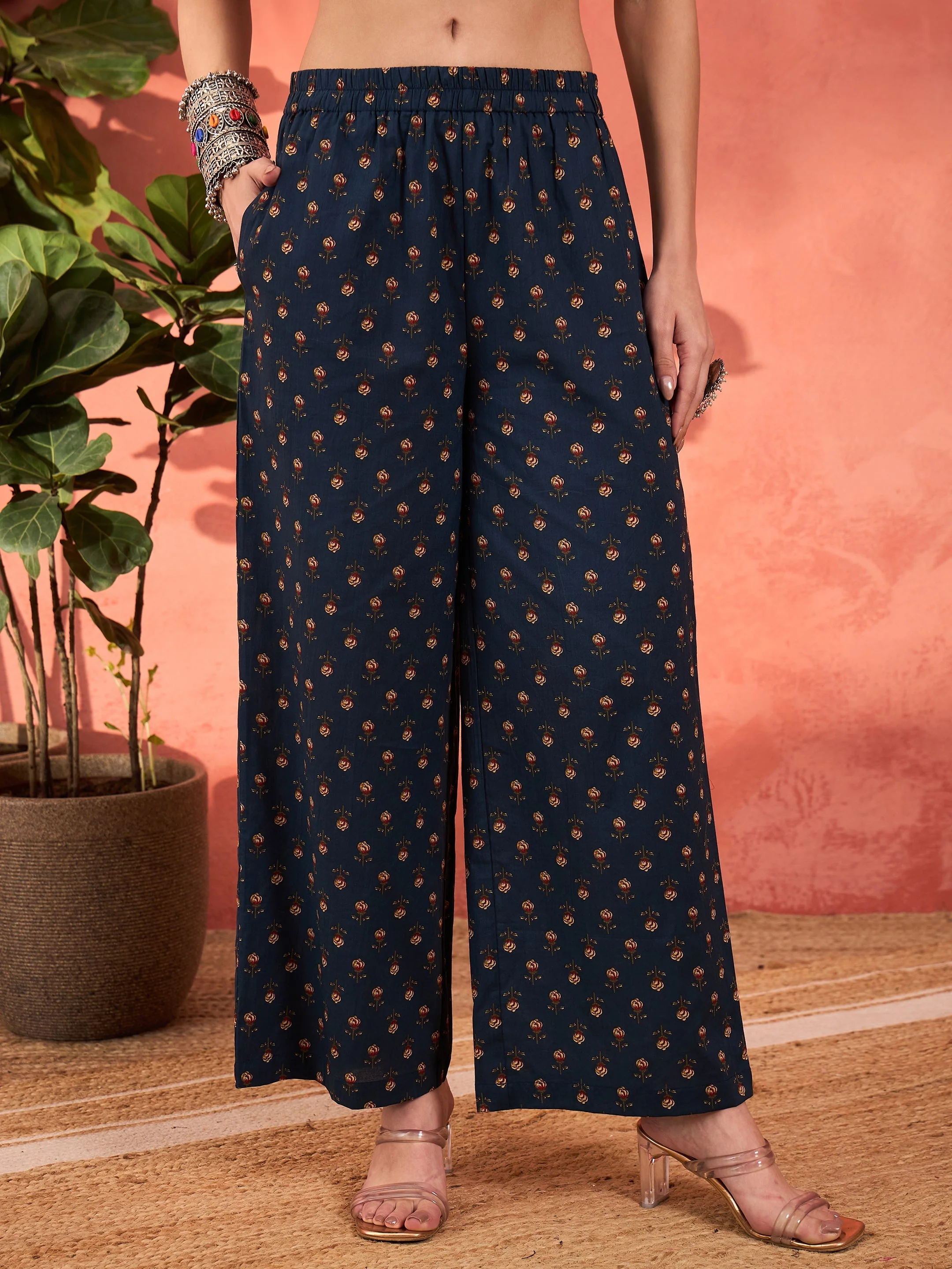 Women Navy Floral Sleeveless Kurta With Pencil Pants & Dupatta - Image 5
