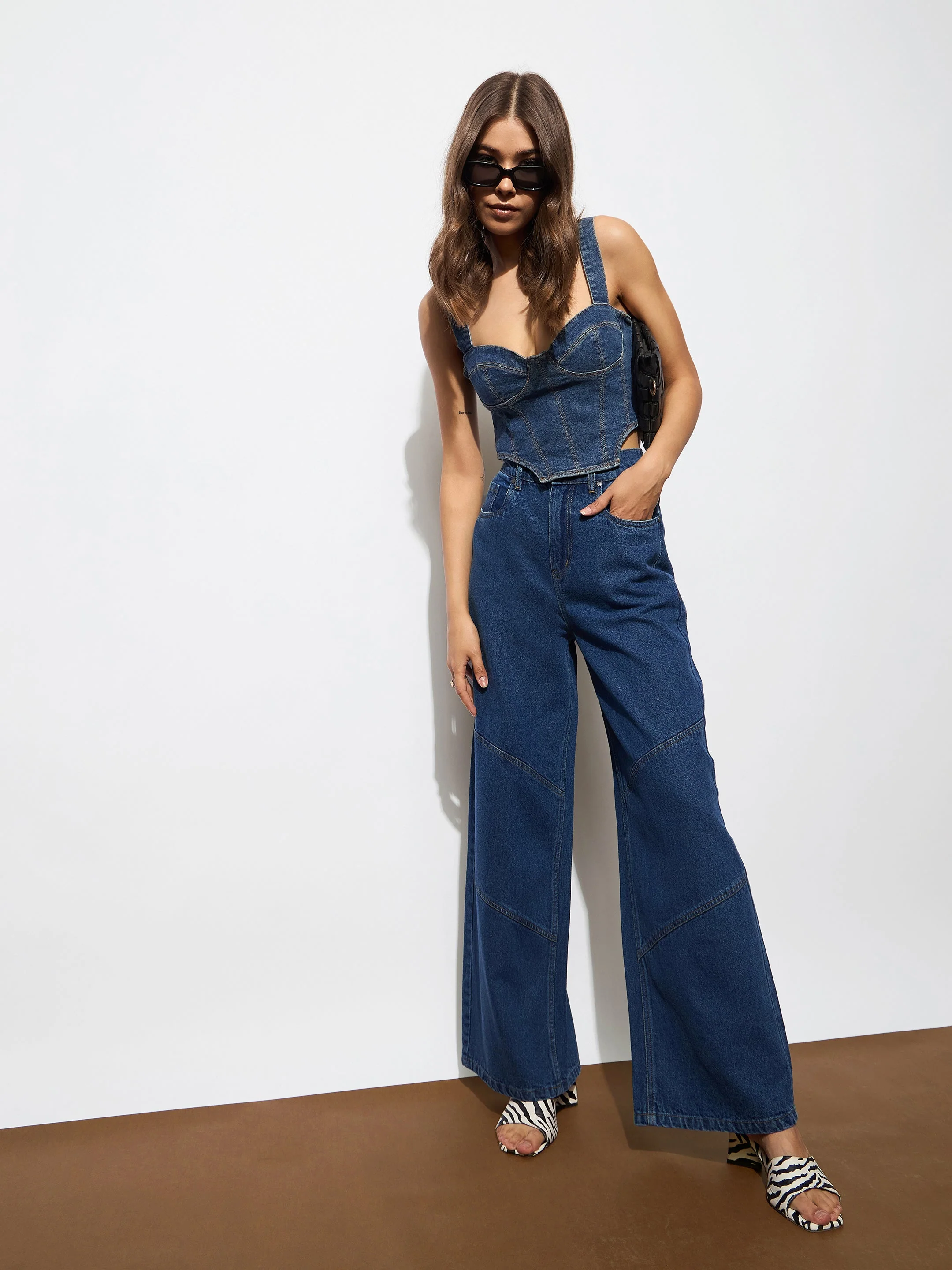 Women Navy High-Rise Stitch Detail Straight Jeans - Image 2