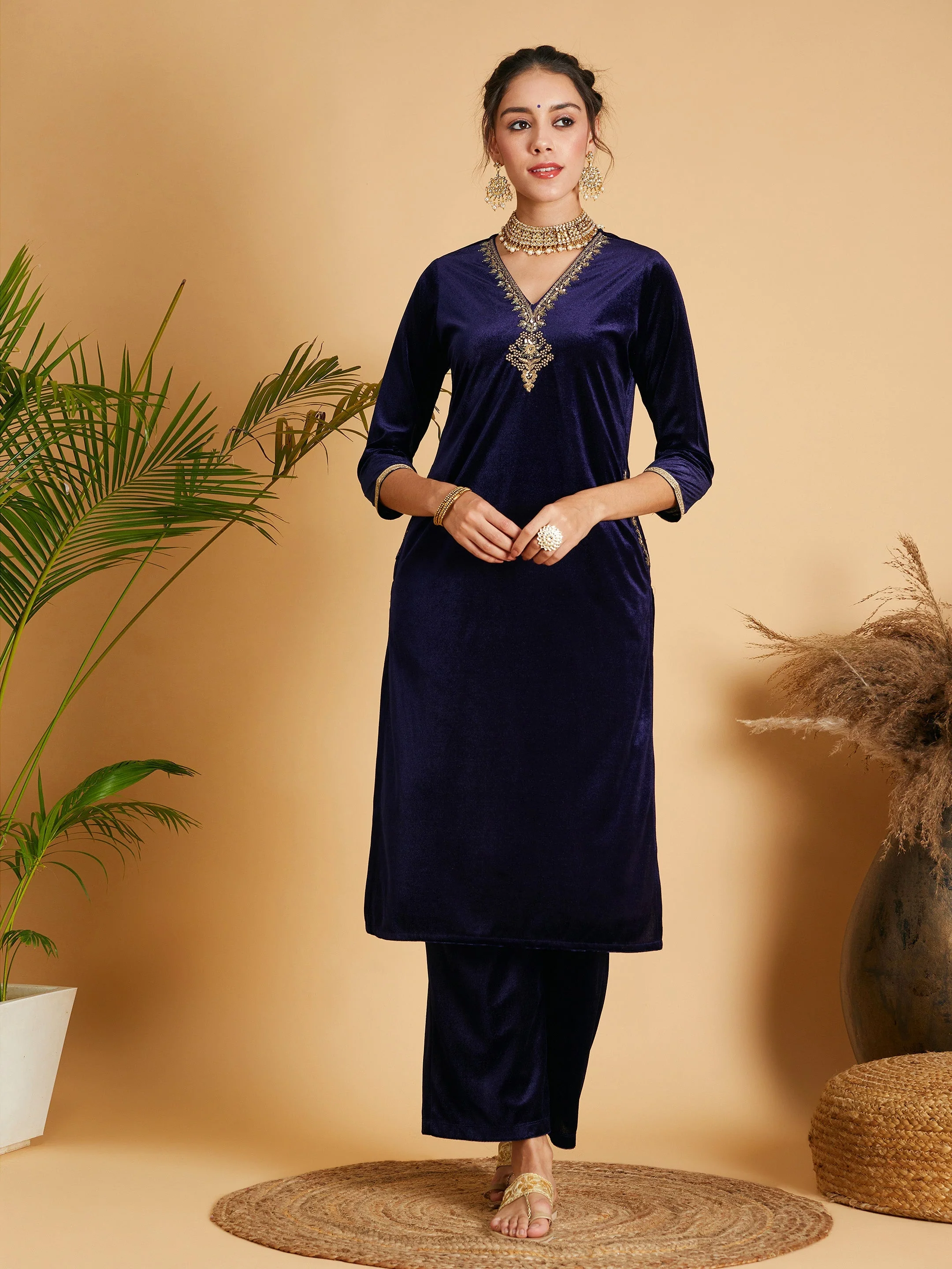 Women Navy Velvet Embroidered Pocket Straight Kurta - Image 6