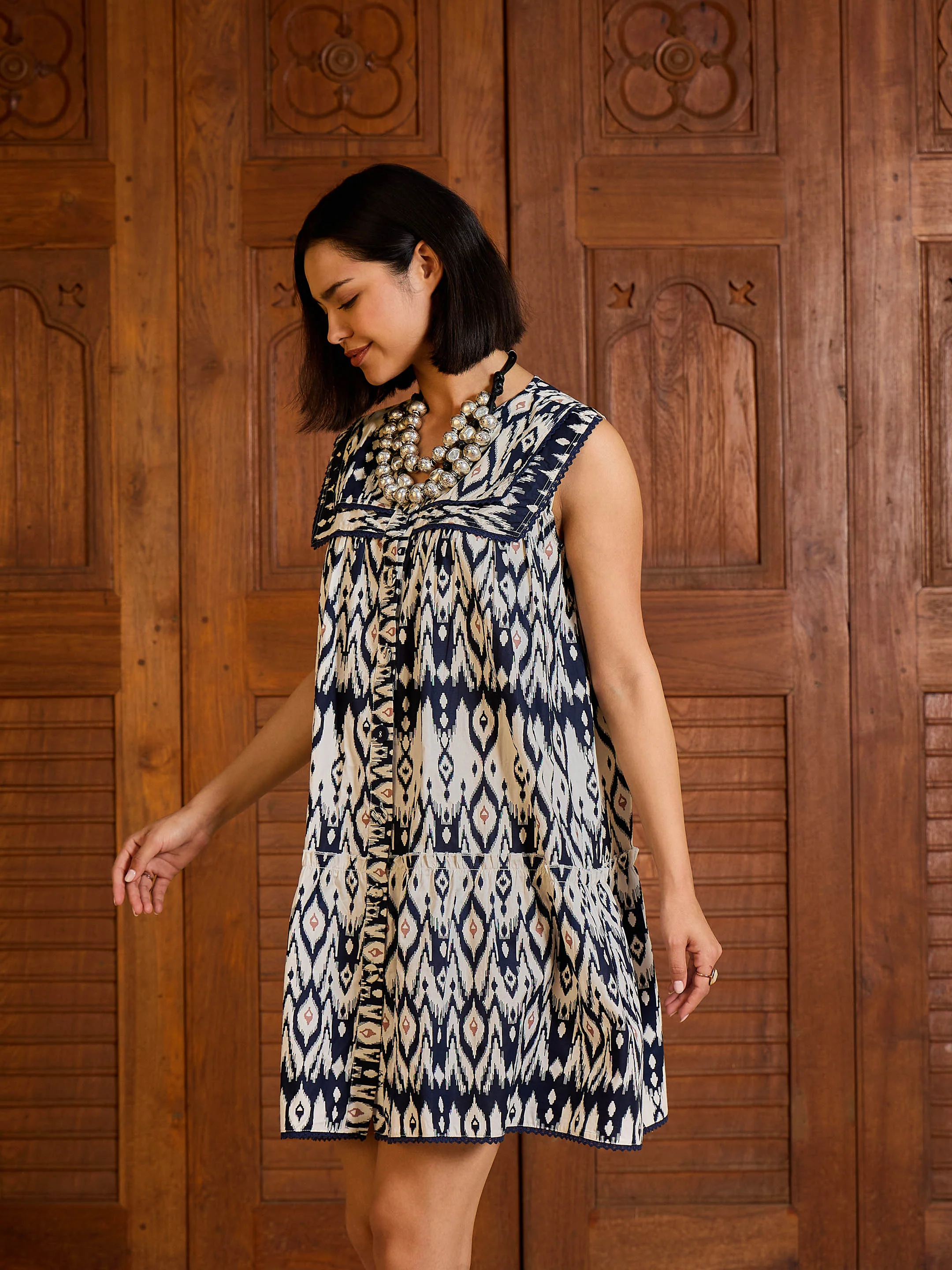 Women Navy & White Ikat Print Button Down Short Dress - Image 4