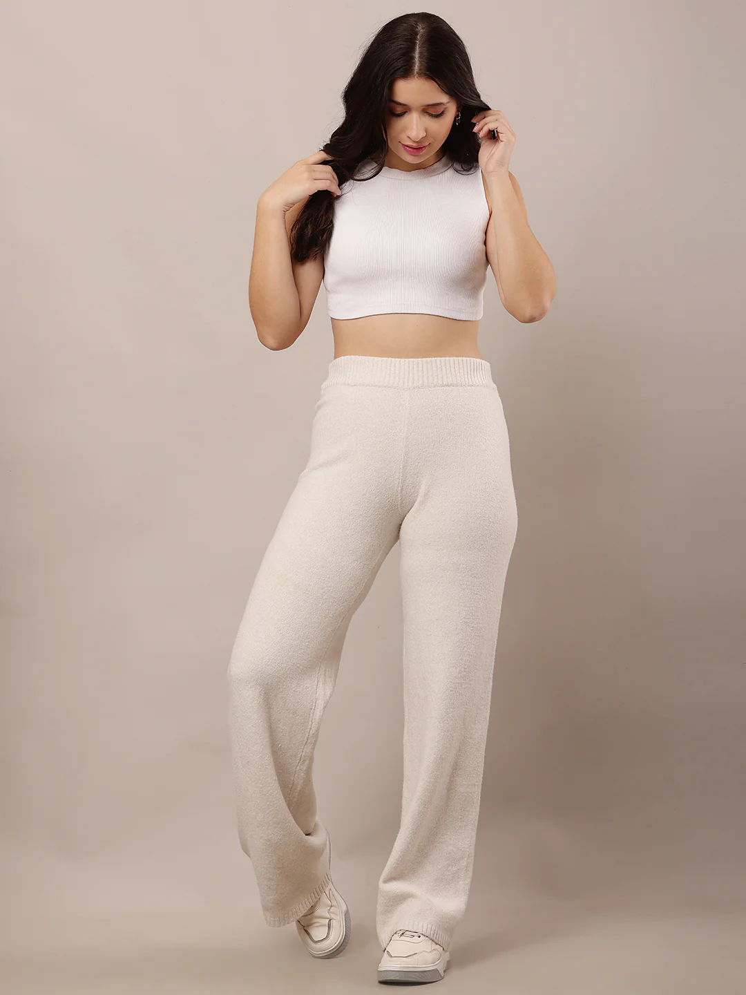 Women Off-White Elasticated Waist Polyester Trousers - Image 3