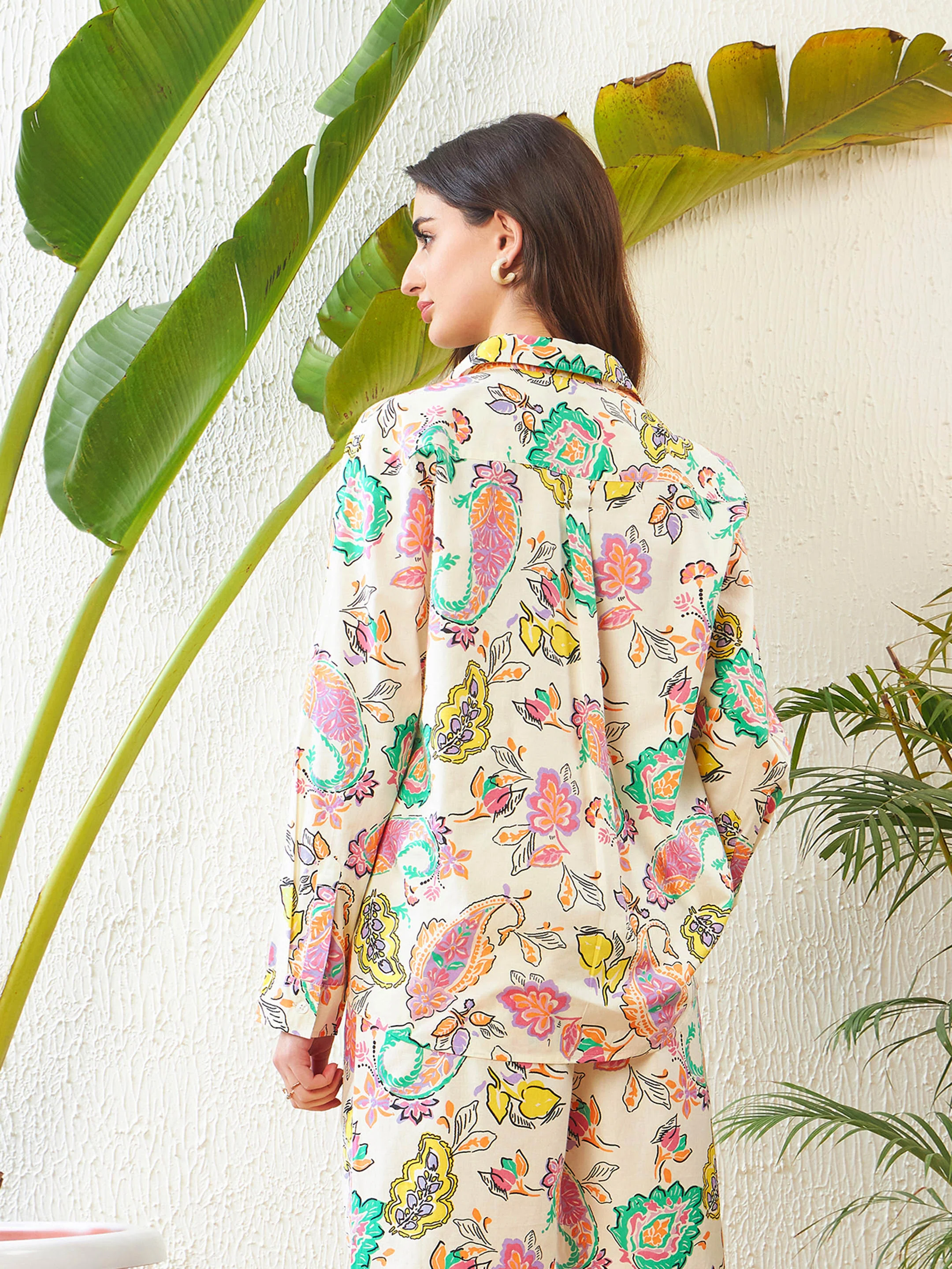 Women Off-White Paisley Regular Shirt - Image 2