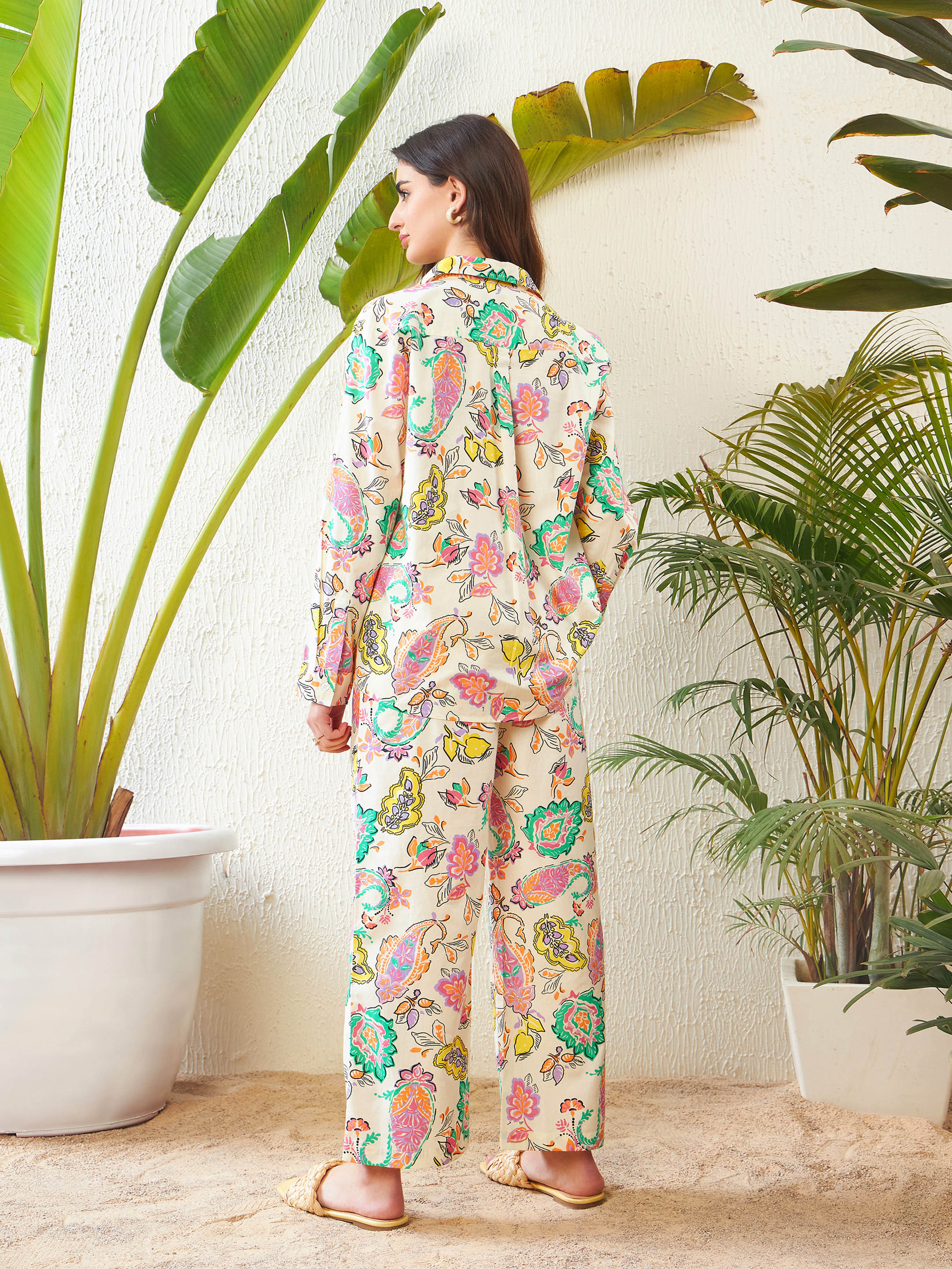 Women Off-White Paisley Shirt With Lounge Pants - Image 2