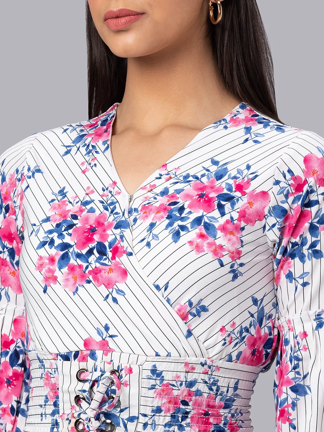 Women Printed Cinched Waist Crop Top - Image 4