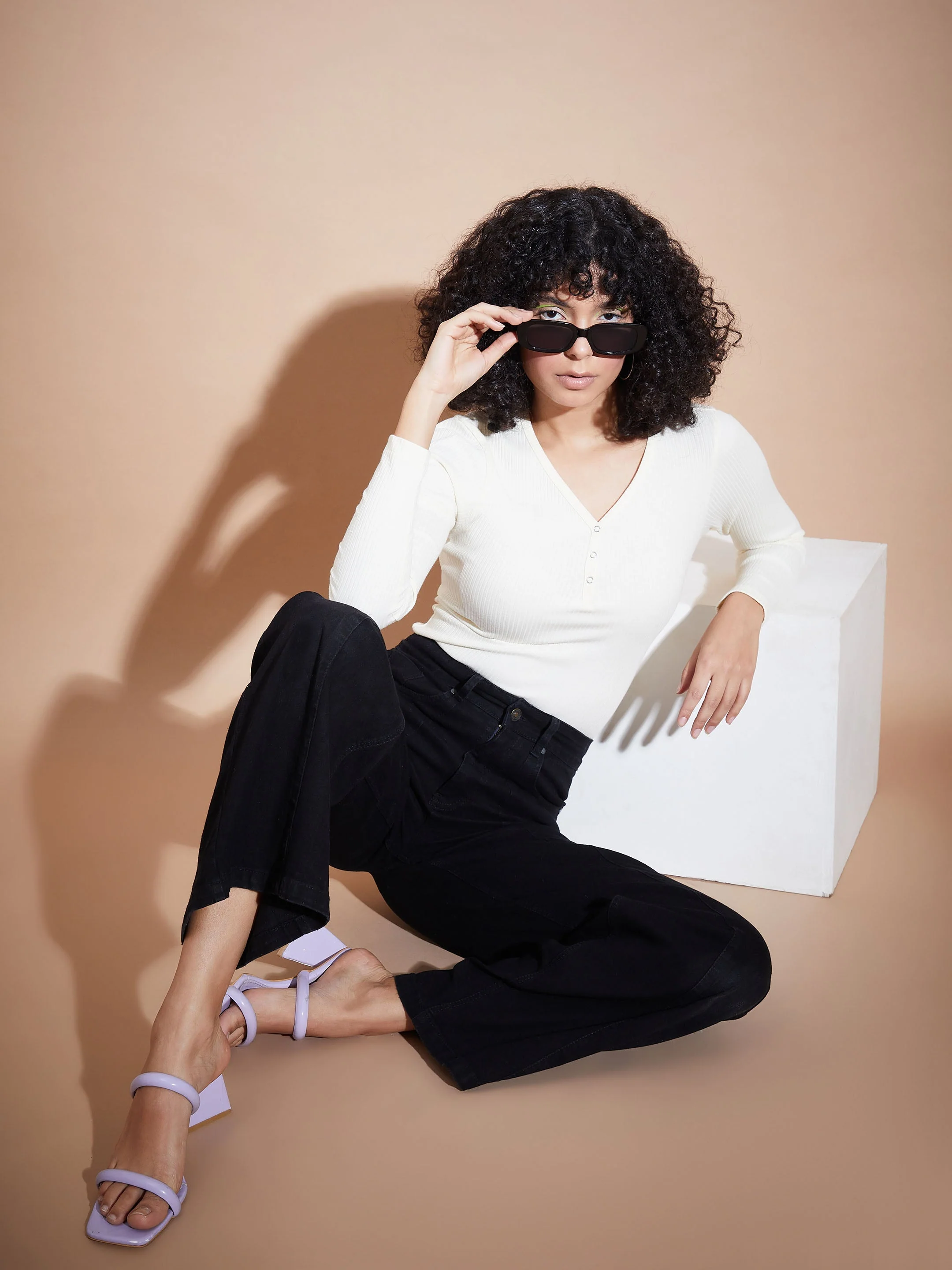 Women Off White Rib V-Neck Regular Top - Image 5