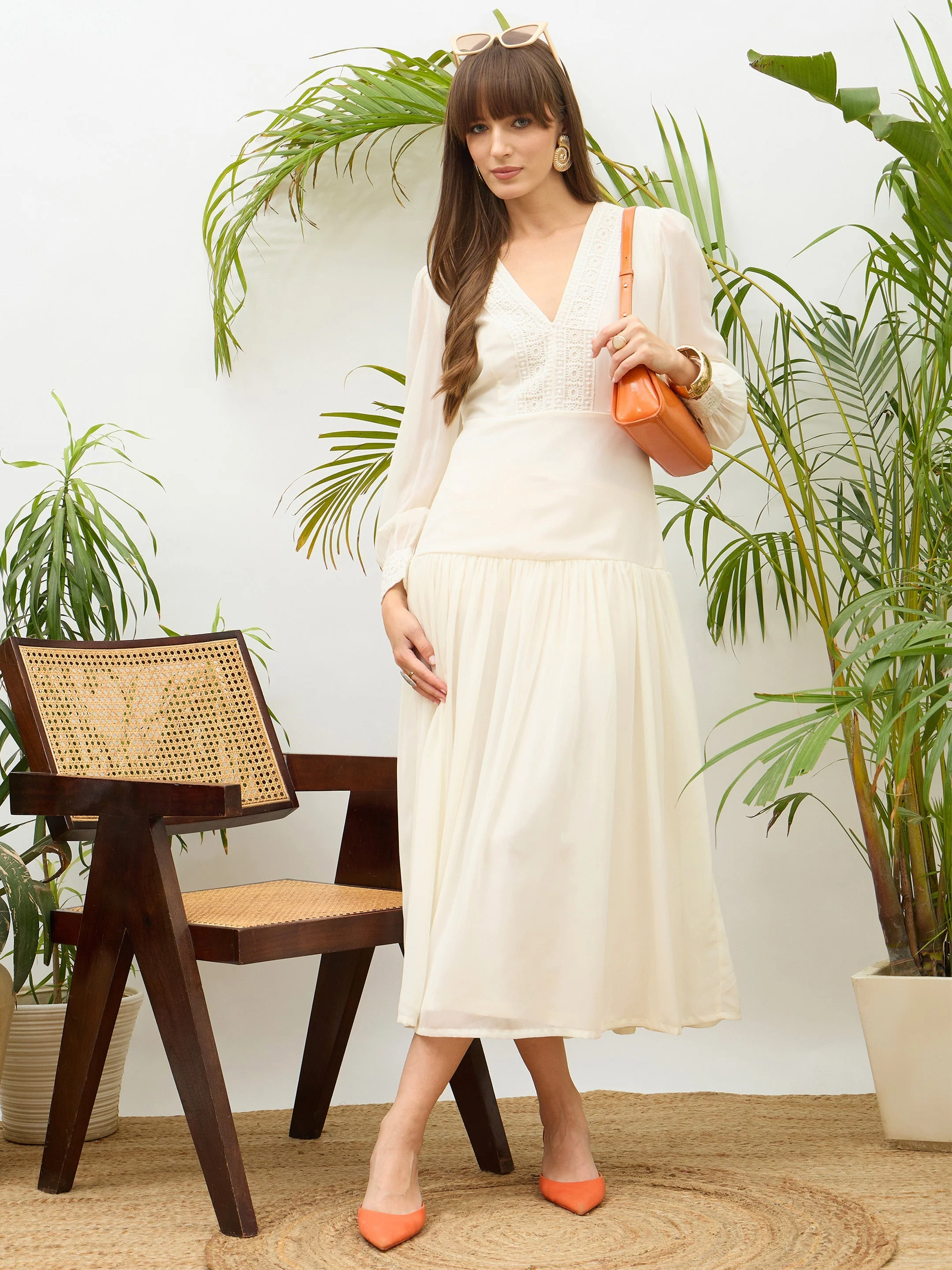 Women Off-White V-Neck Lace Detail Maxi Dress - Image 2
