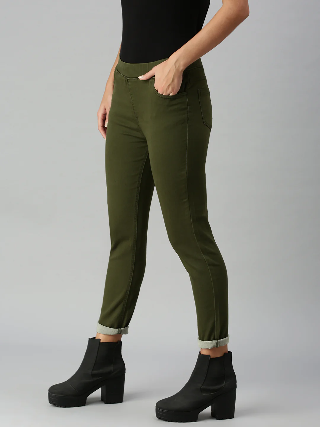 Women Olive Casual Legging - Image 3