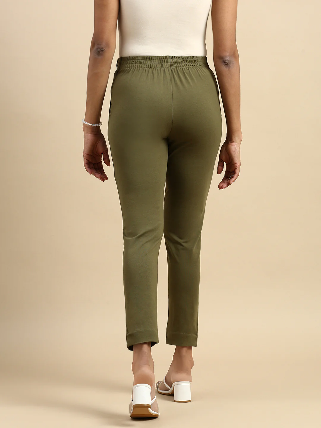 Women Olive Casual Pants - Image 3