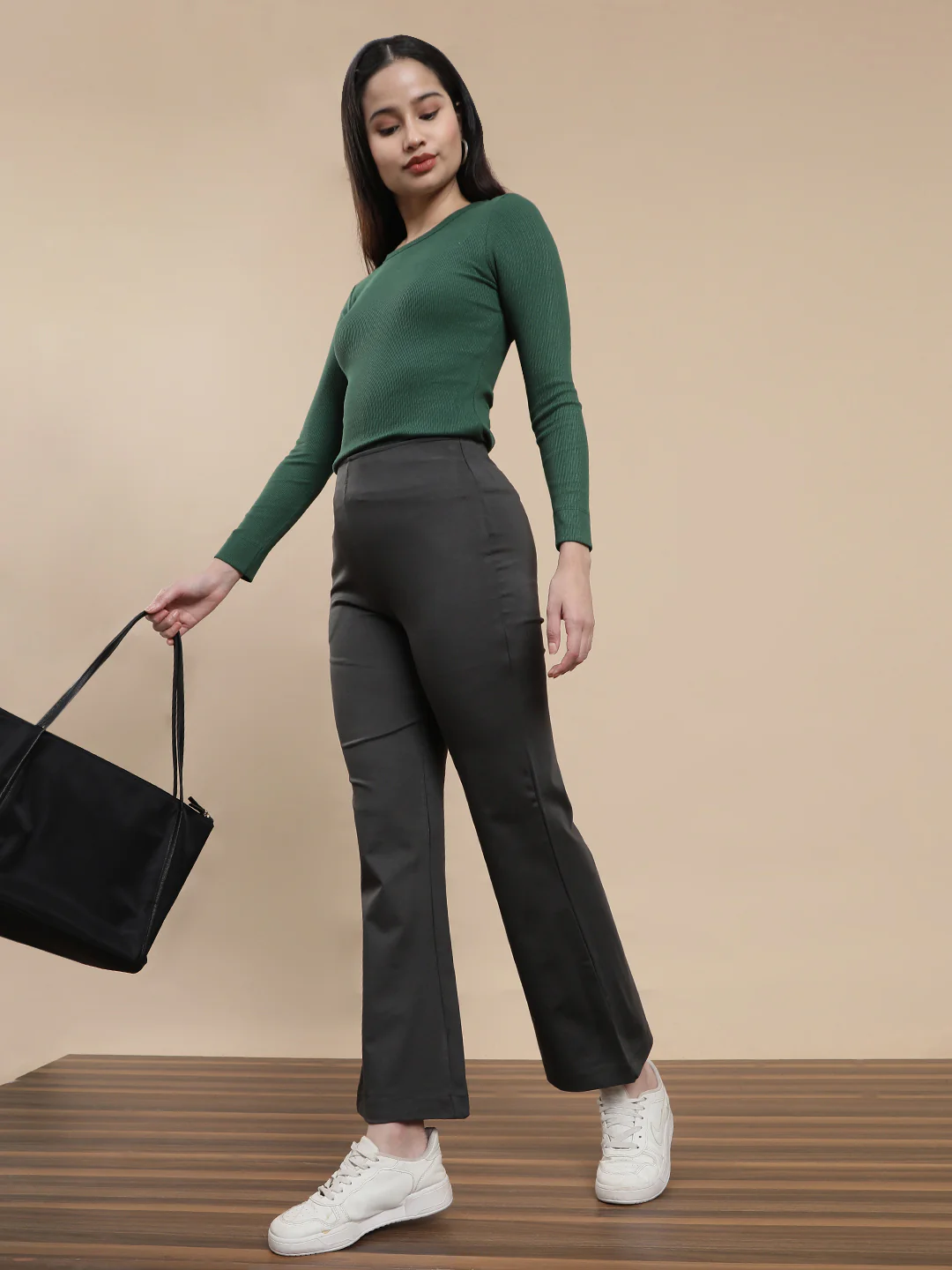 Women Olive Casual Tregging - Image 5