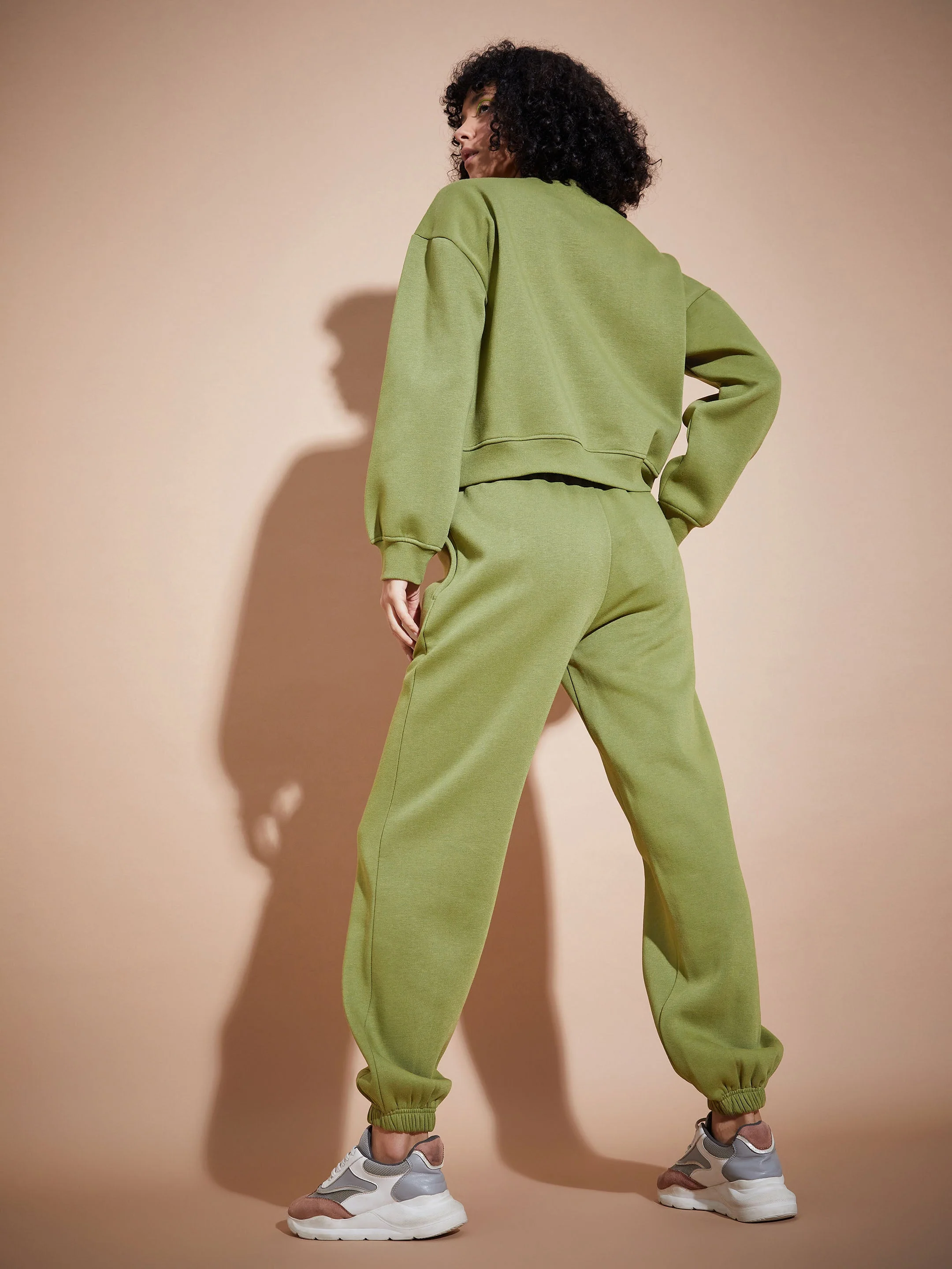 Women Olive Fleece Oversized Sweatshirt With Joggers - Image 2