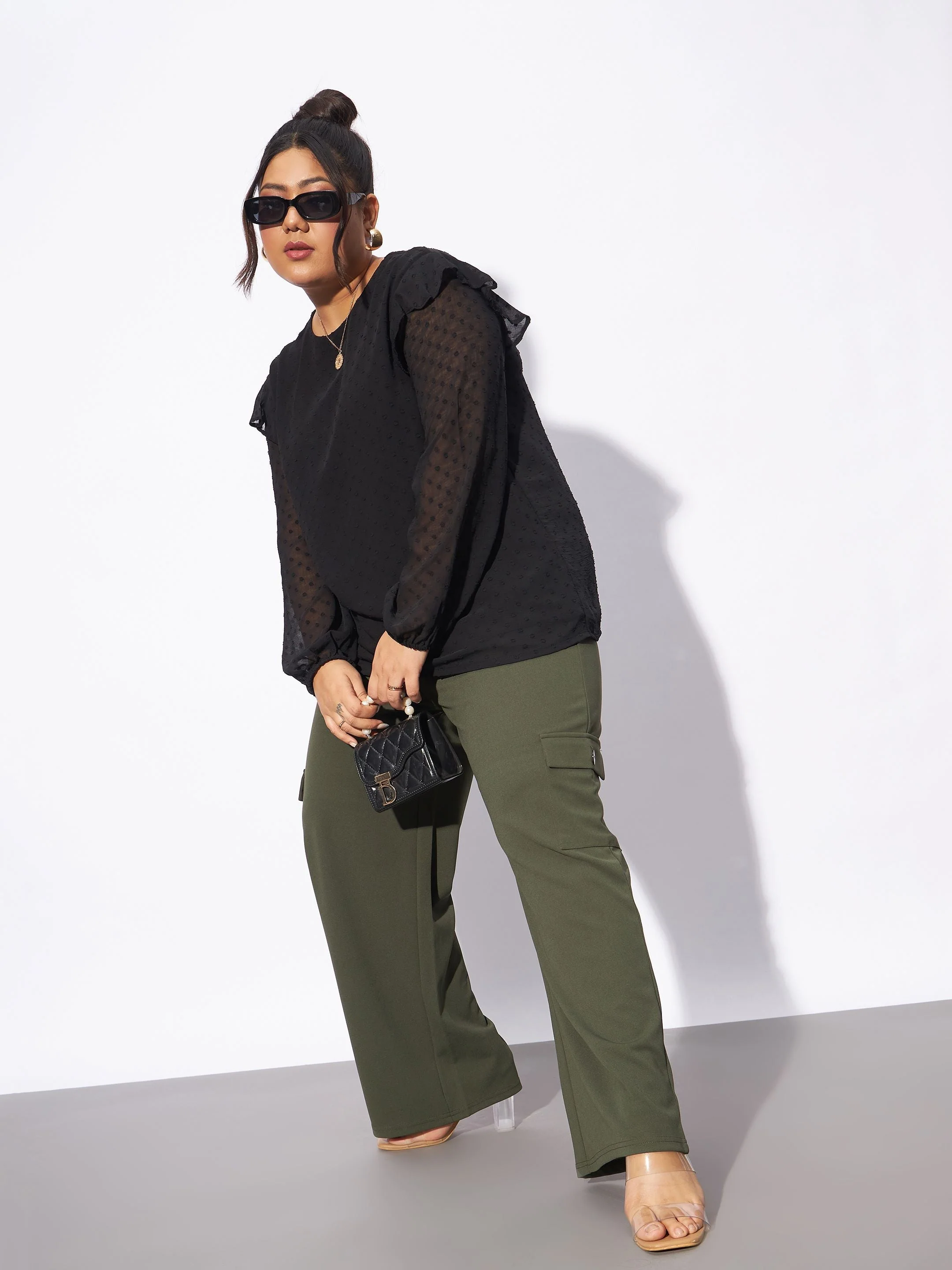 Women Olive Multi Pockets Cargo Pants - Image 2