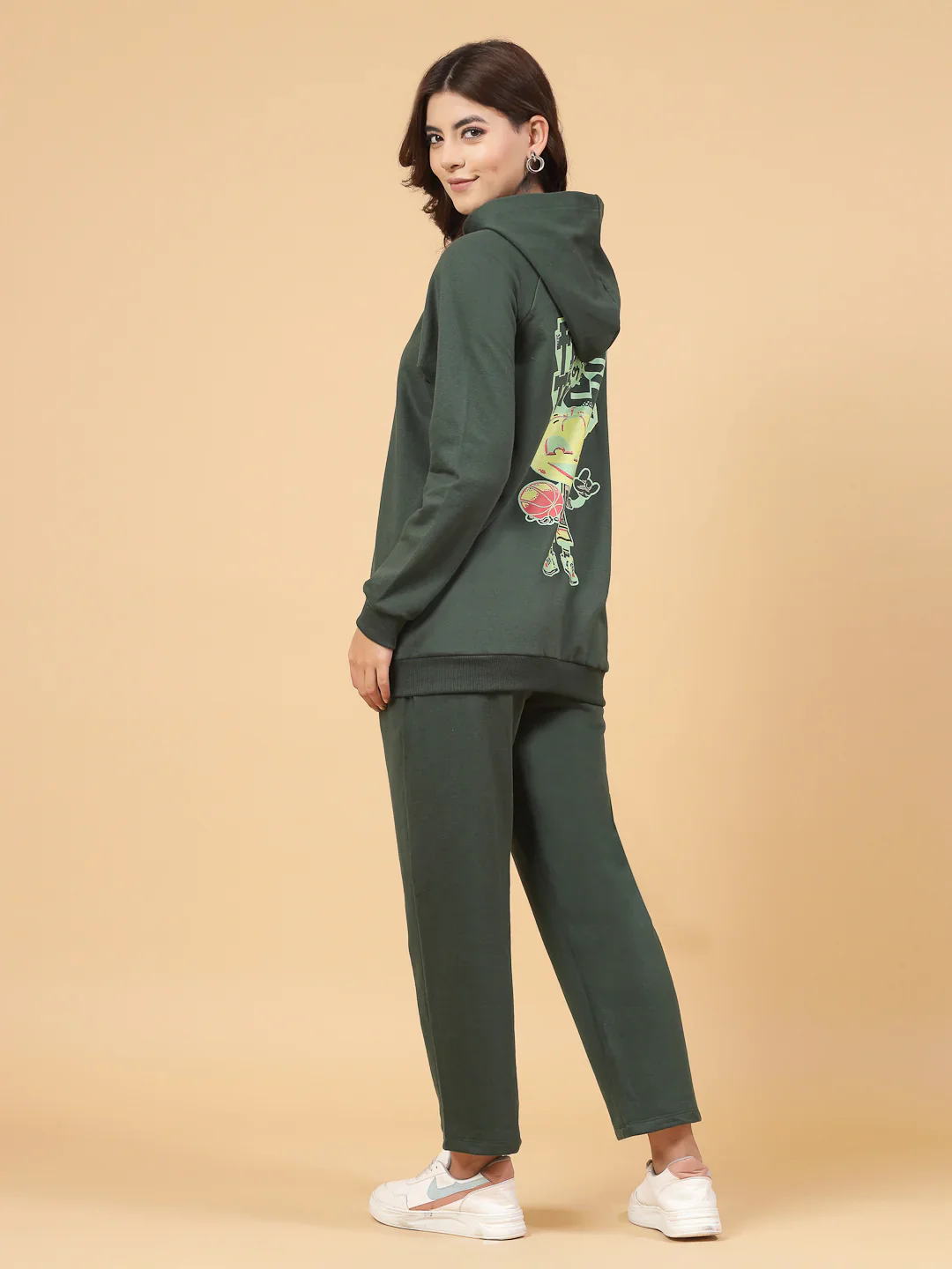 Women Olive Oversized co-ords - Image 2