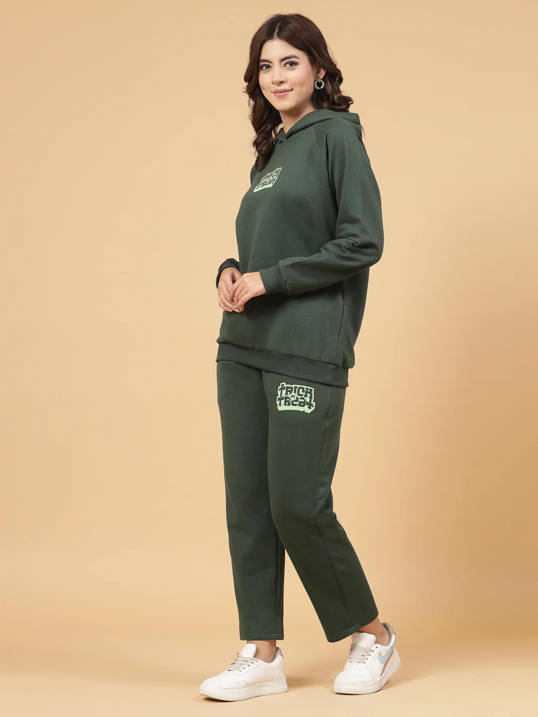 Women Olive Oversized co-ords - Image 3