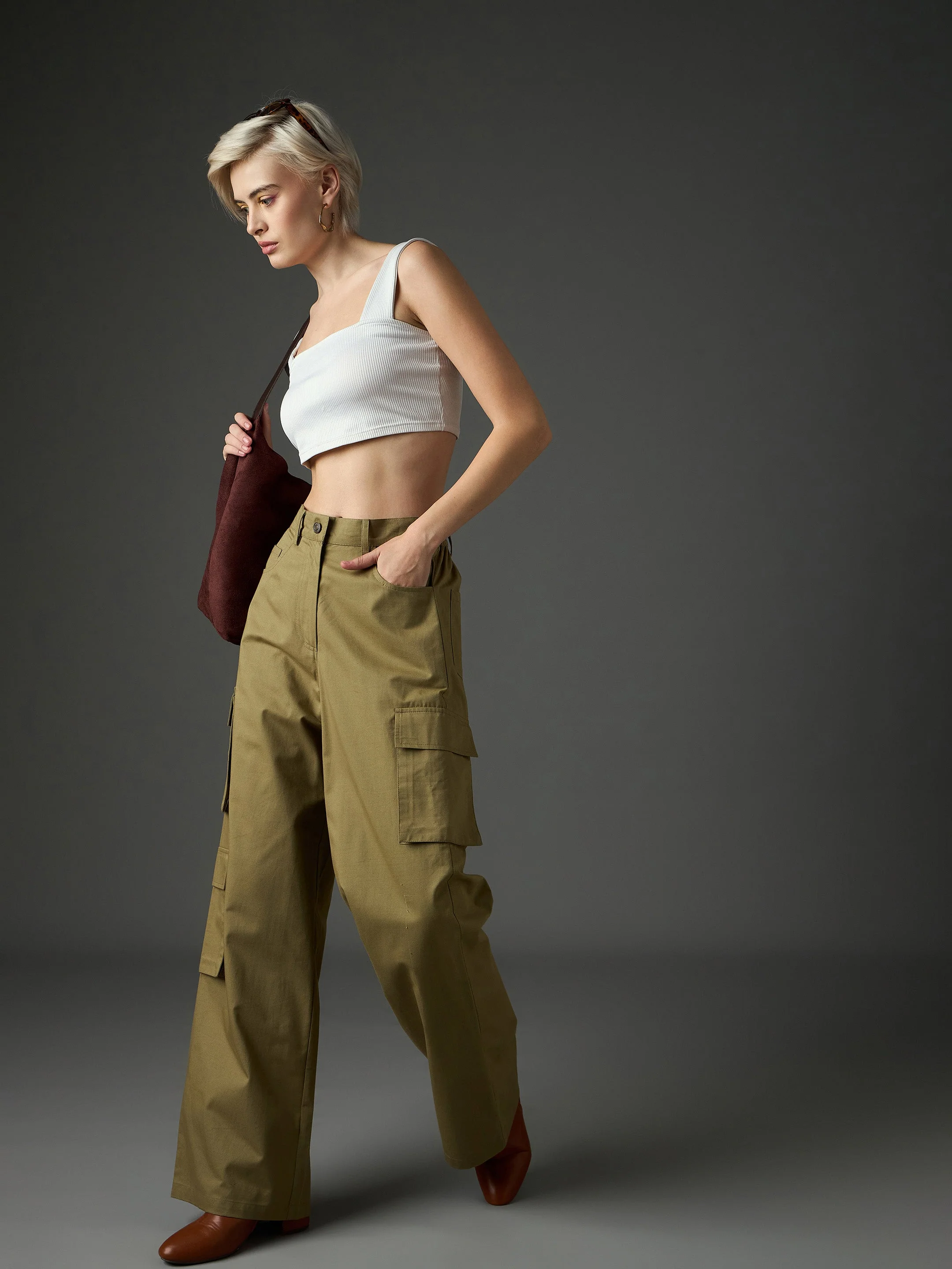 Women Olive Twill Box Pocket Straight Cargo Pants - Image 2