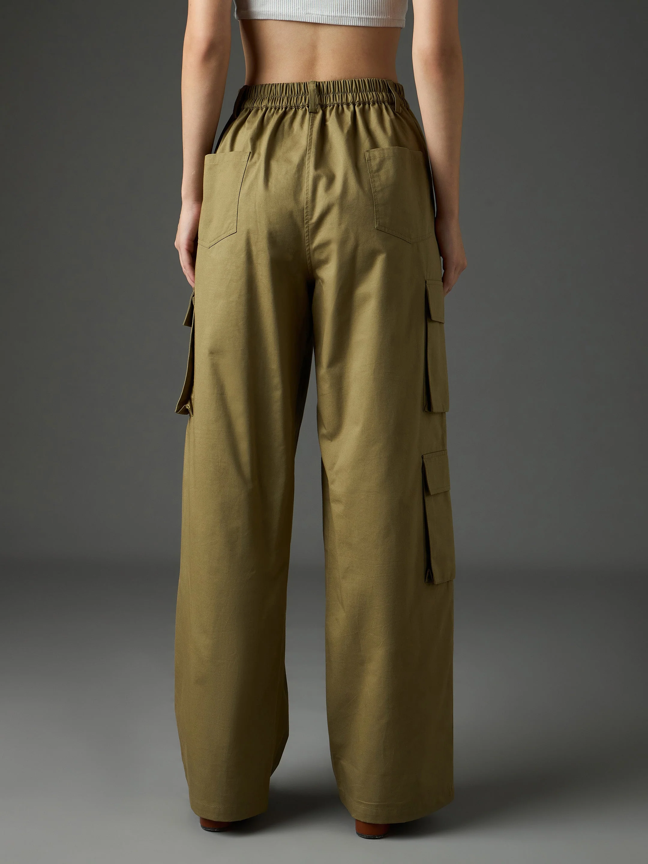 Women Olive Twill Box Pocket Straight Cargo Pants - Image 5