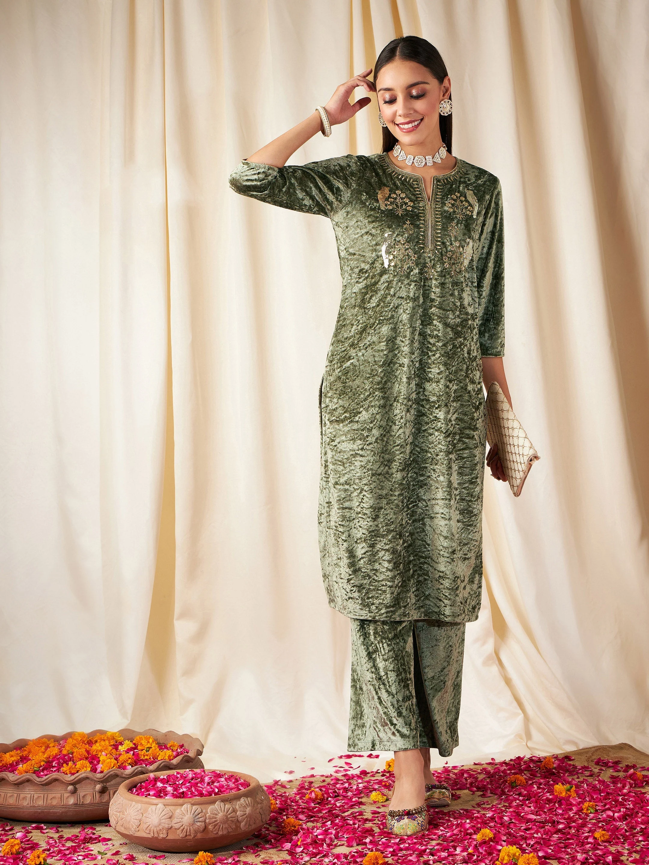 Women Olive Velvet Straight Pants - Image 2