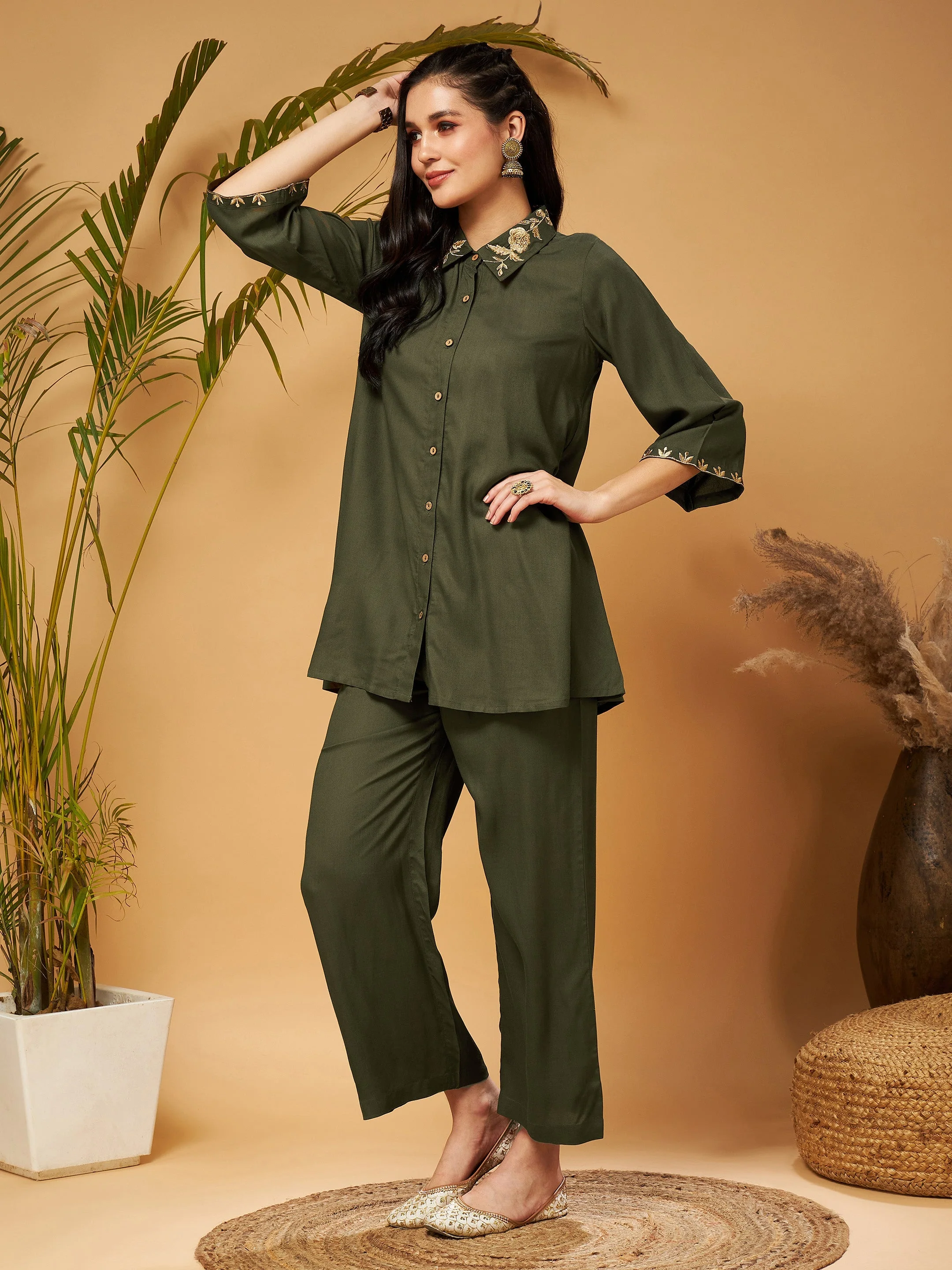 Women Olive Zari Embroidered Shirt Collar Top With Palazzos - Image 3