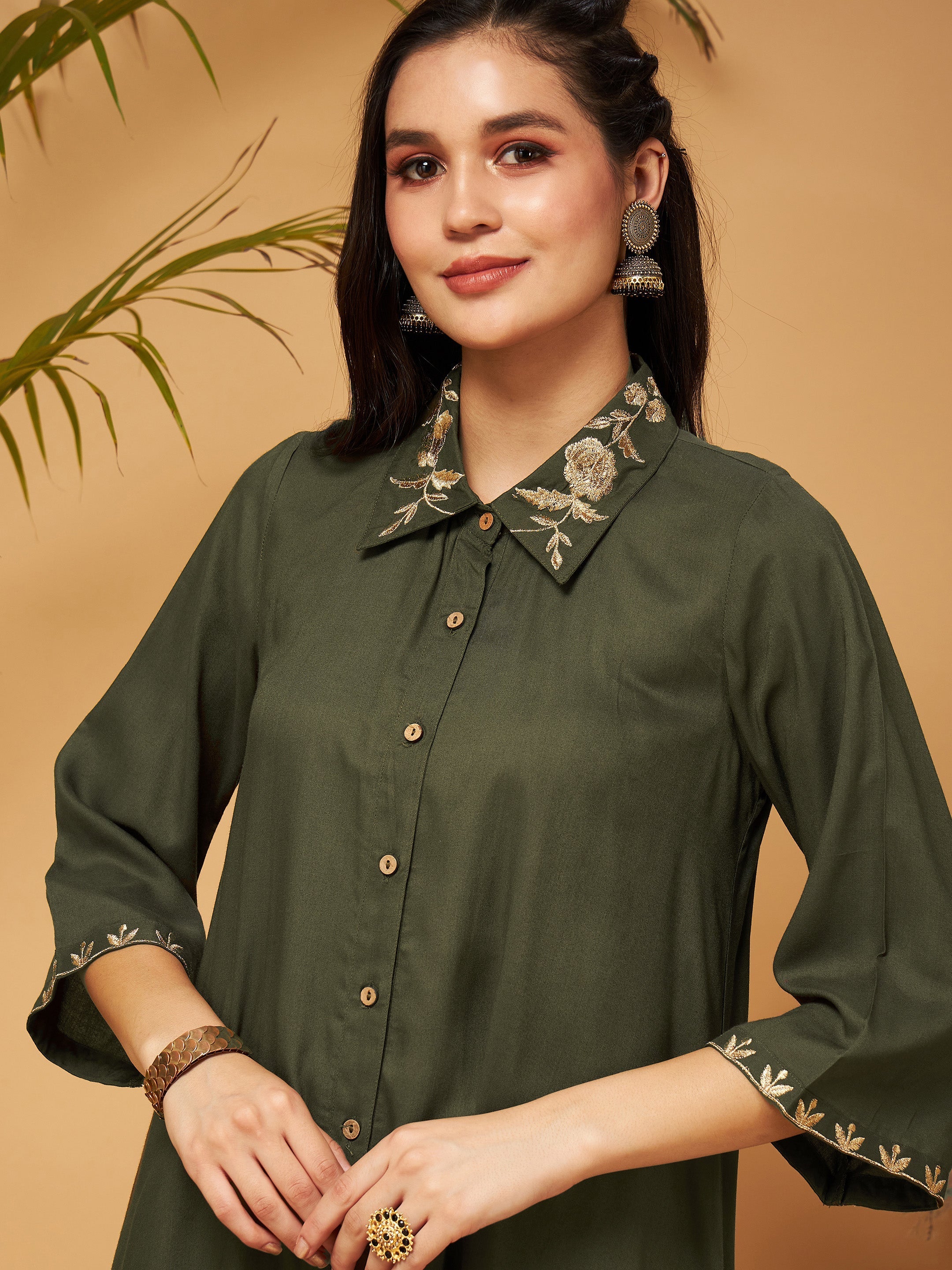 Women Olive Zari Embroidered Shirt Collar Top With Palazzos - Image 4