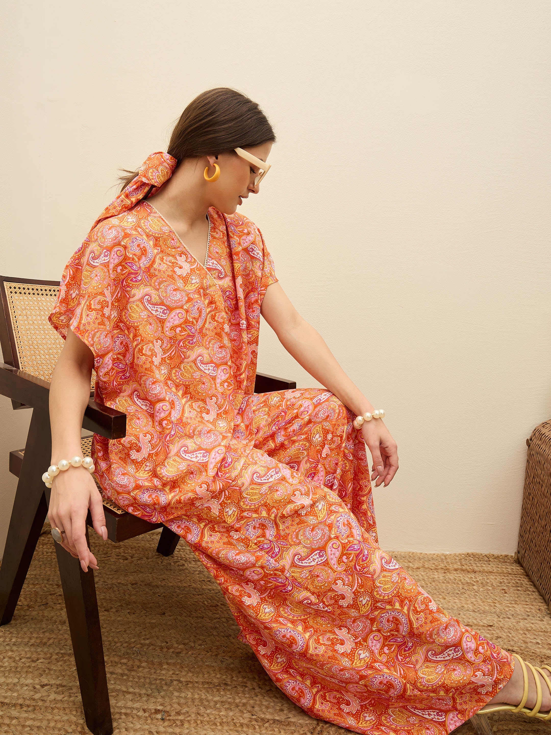 Women Orange Paisley V-Neck Top With Flared Pants - Image 2