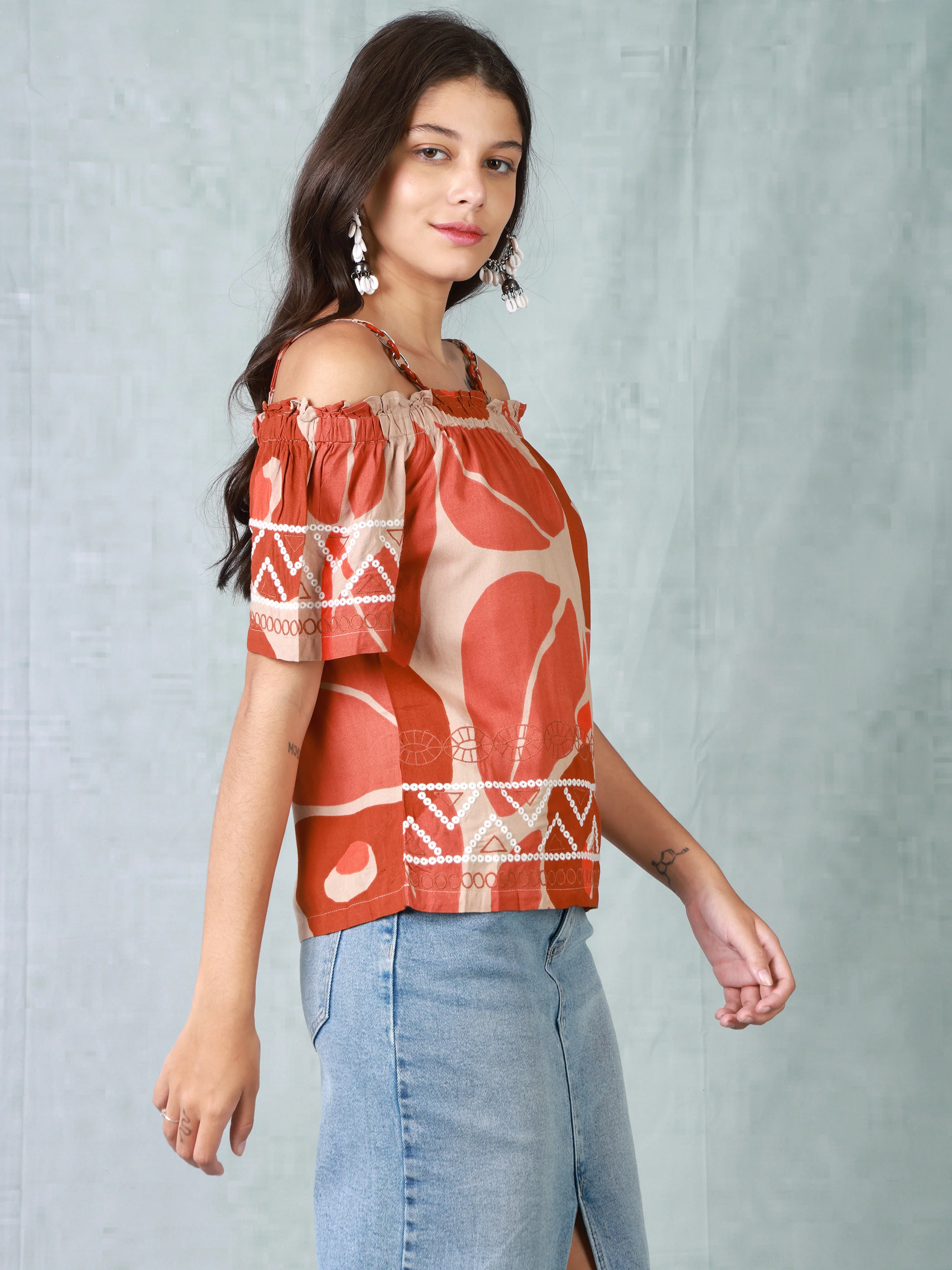 Women Orange Printed Cold Shoulder Top - Image 4